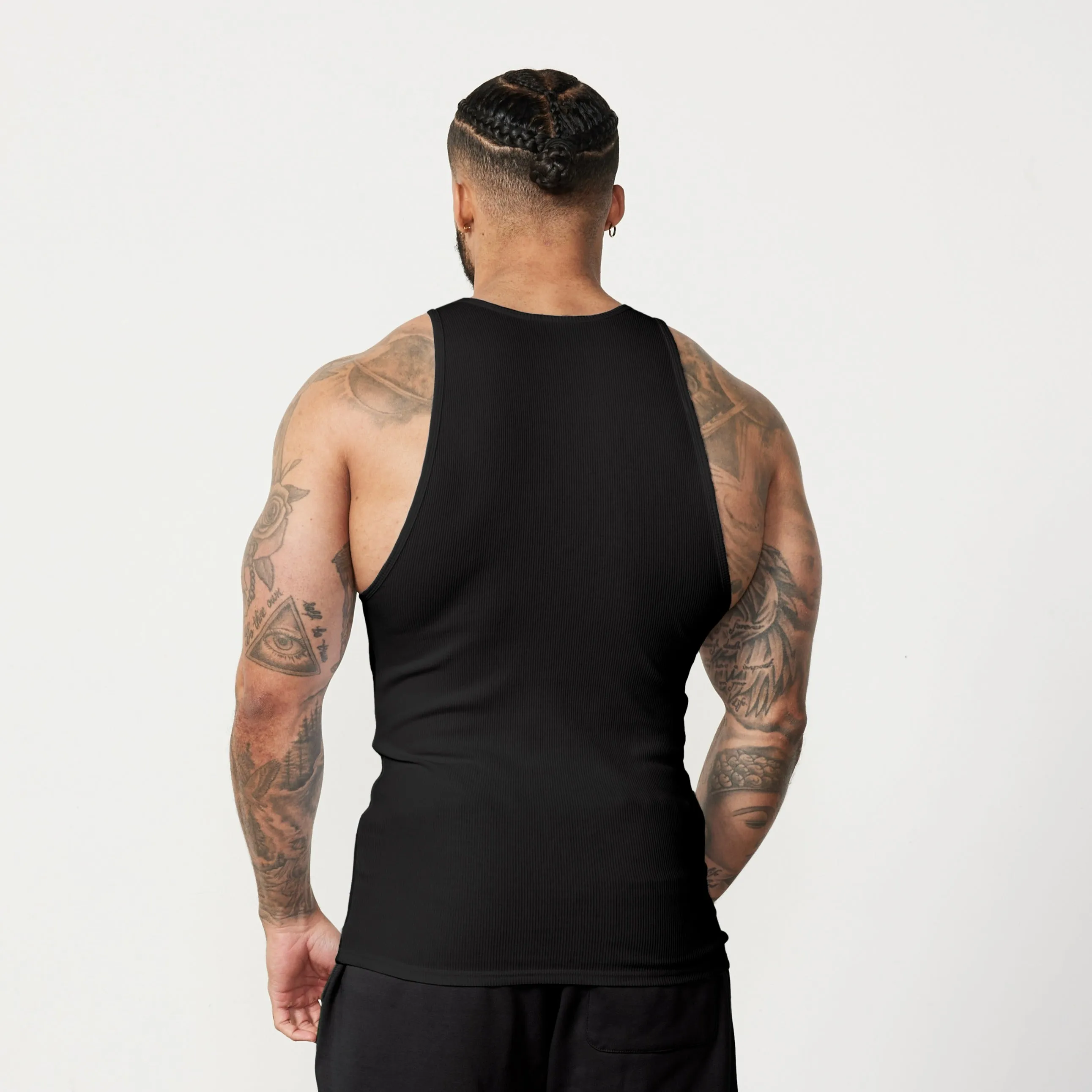 area saturation Vanquish Essential Black Ribbed Fitted Tank