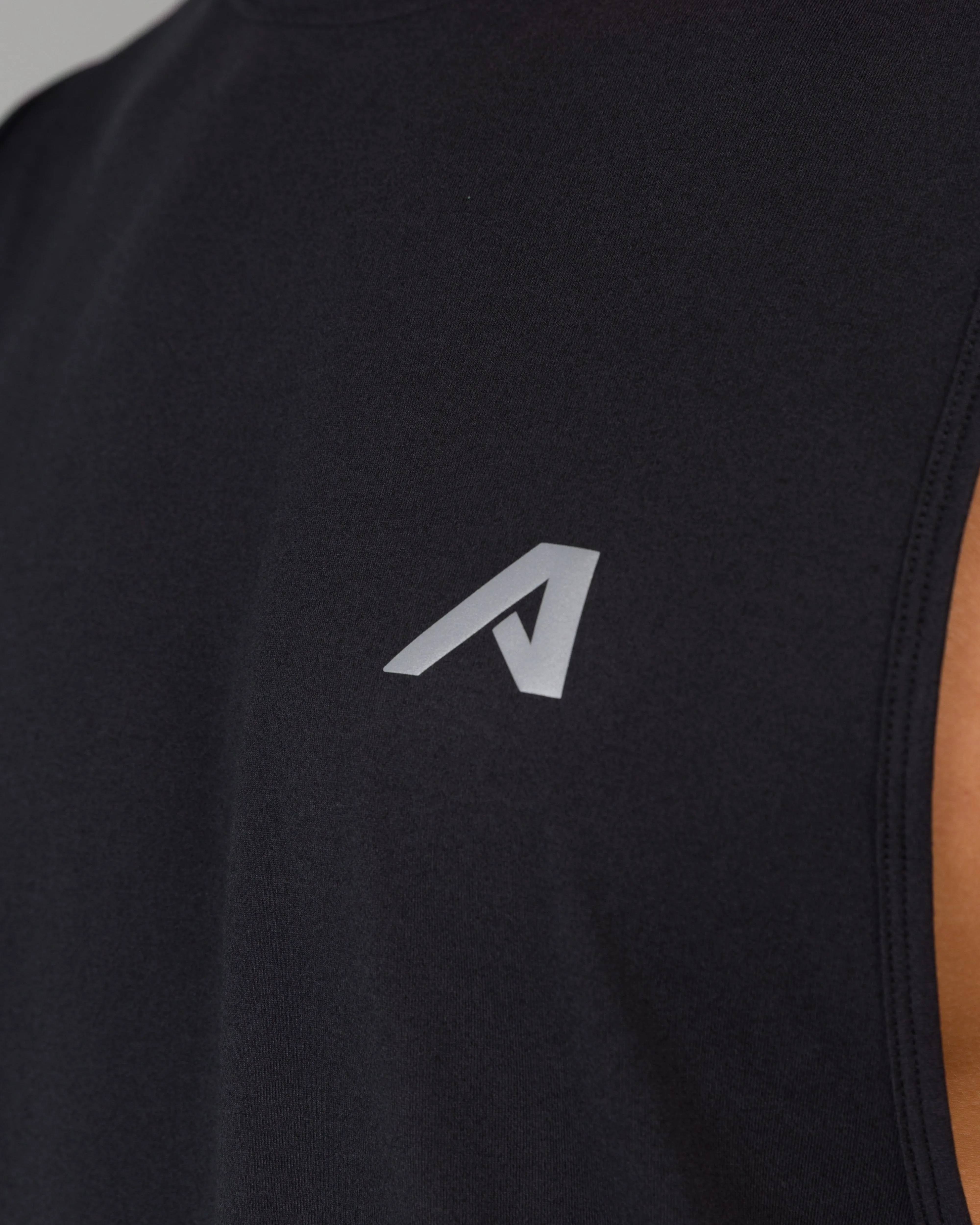 Odor Resistant Treatment Travel Light Adapt Cutoff - Black