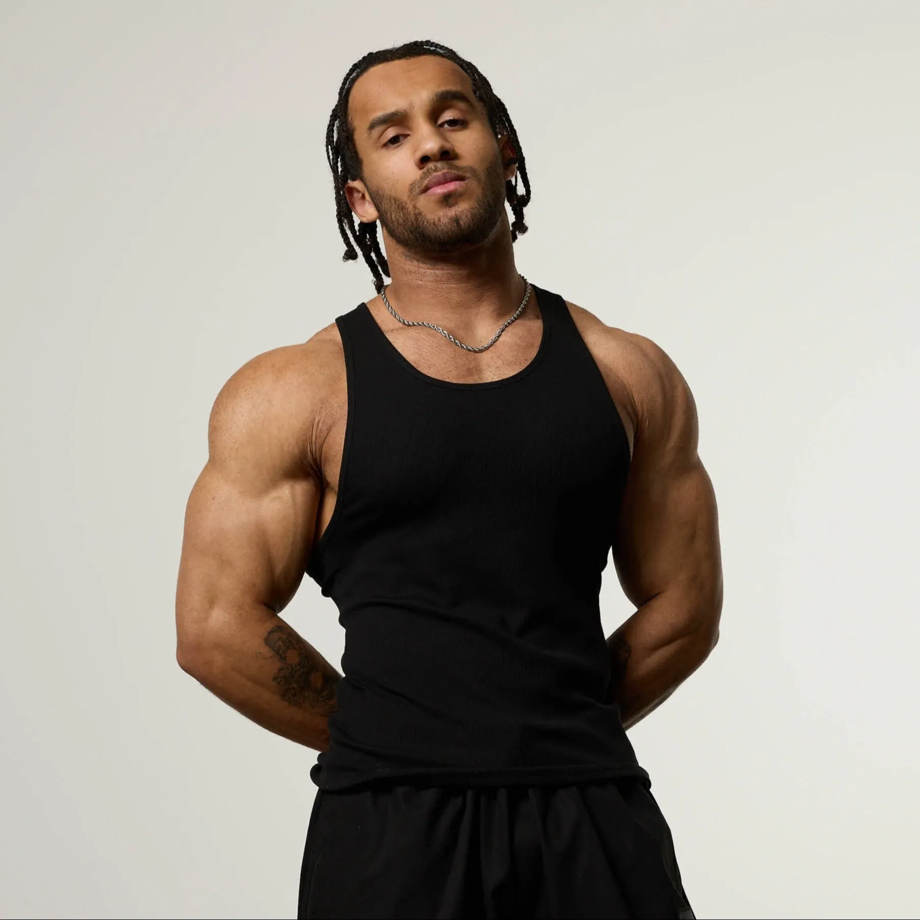 Breathable knit shipbuilders Vanquish Essential V2 Black Ribbed Tank