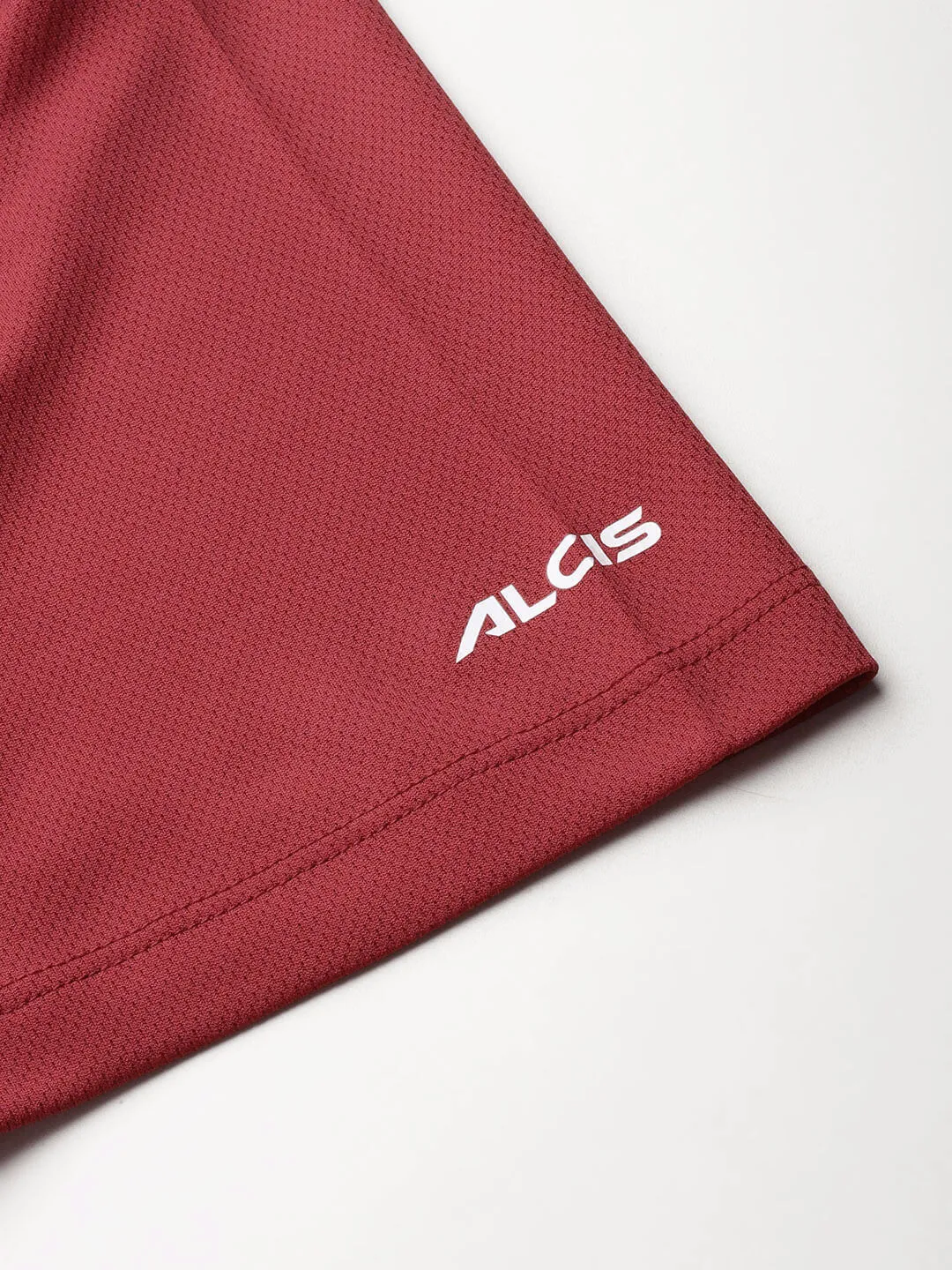 Alcis Men Red Typography Printed Anti Static Slim Fit Sports T-shirt Matte Tone