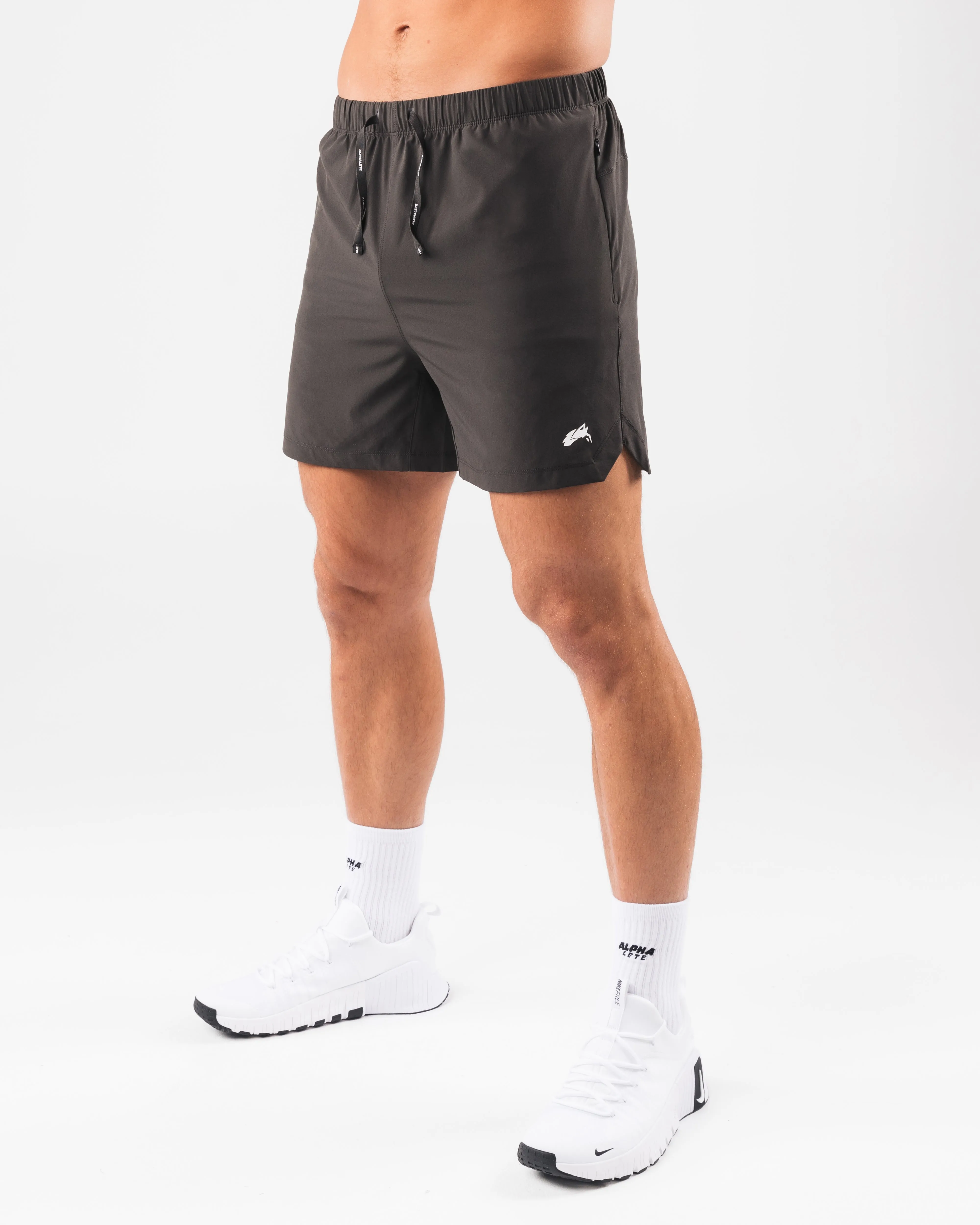 Soft Touch Trend Essential Swift Short 5" - Ink