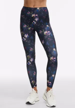 Cadent High Rise Legging Morning Jog Ultra Light Budget Friendly Travel Outfit