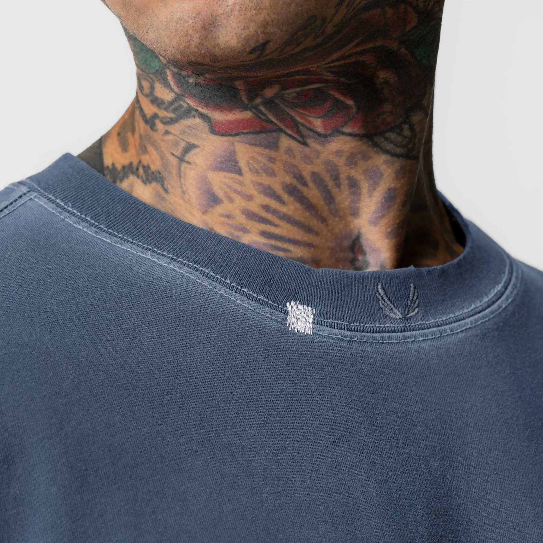 0797. Tech Essential? Relaxed Tee - Faded Navy Everyday Fashion Look Daily Trend