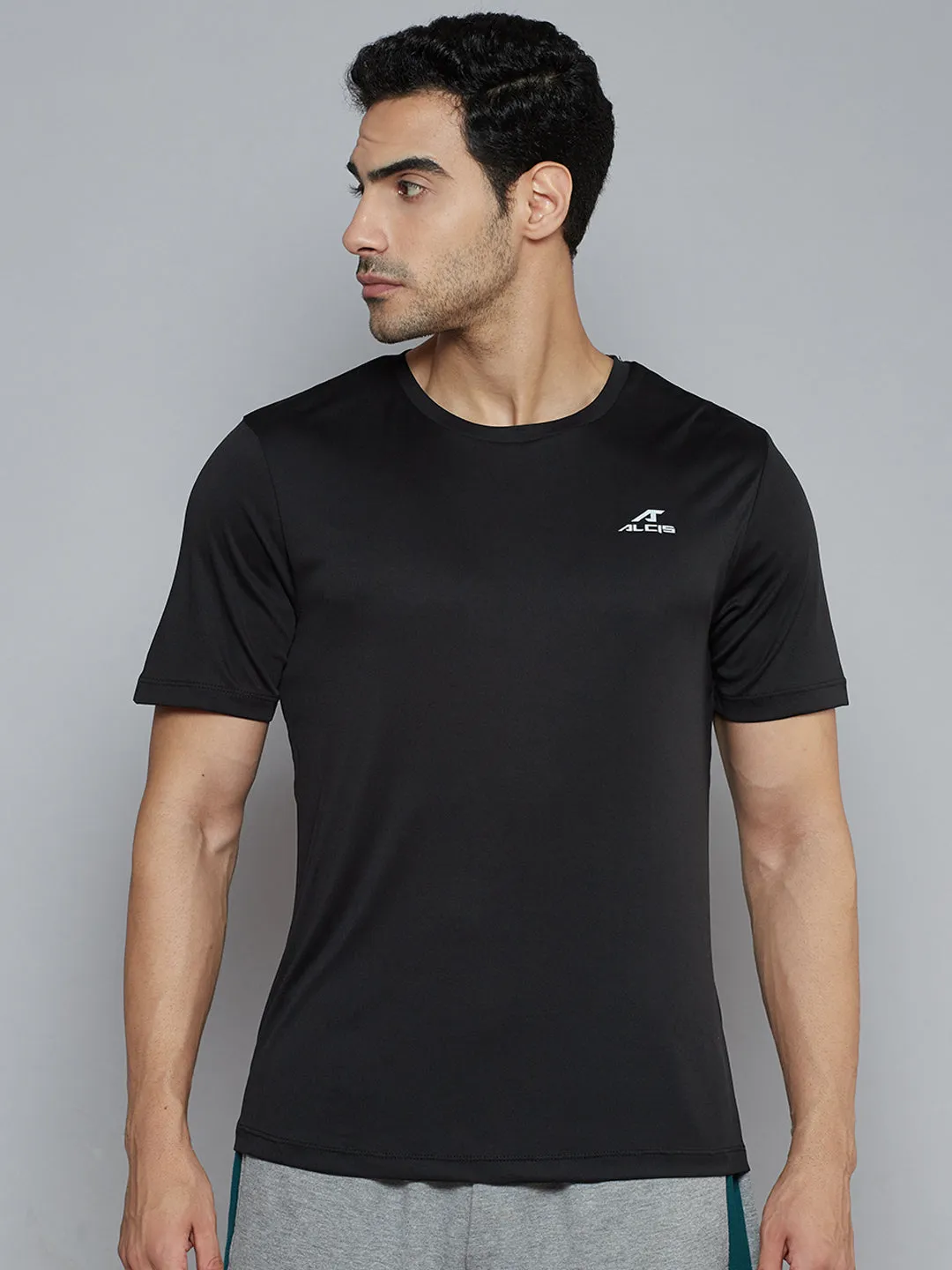 DurableReinforcedElbow Alcis Men Black Solid Slim Fit Wonder T-shirt