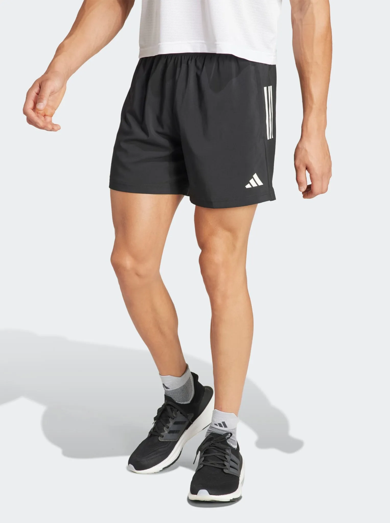 fade - resistant Own The Run Shorts