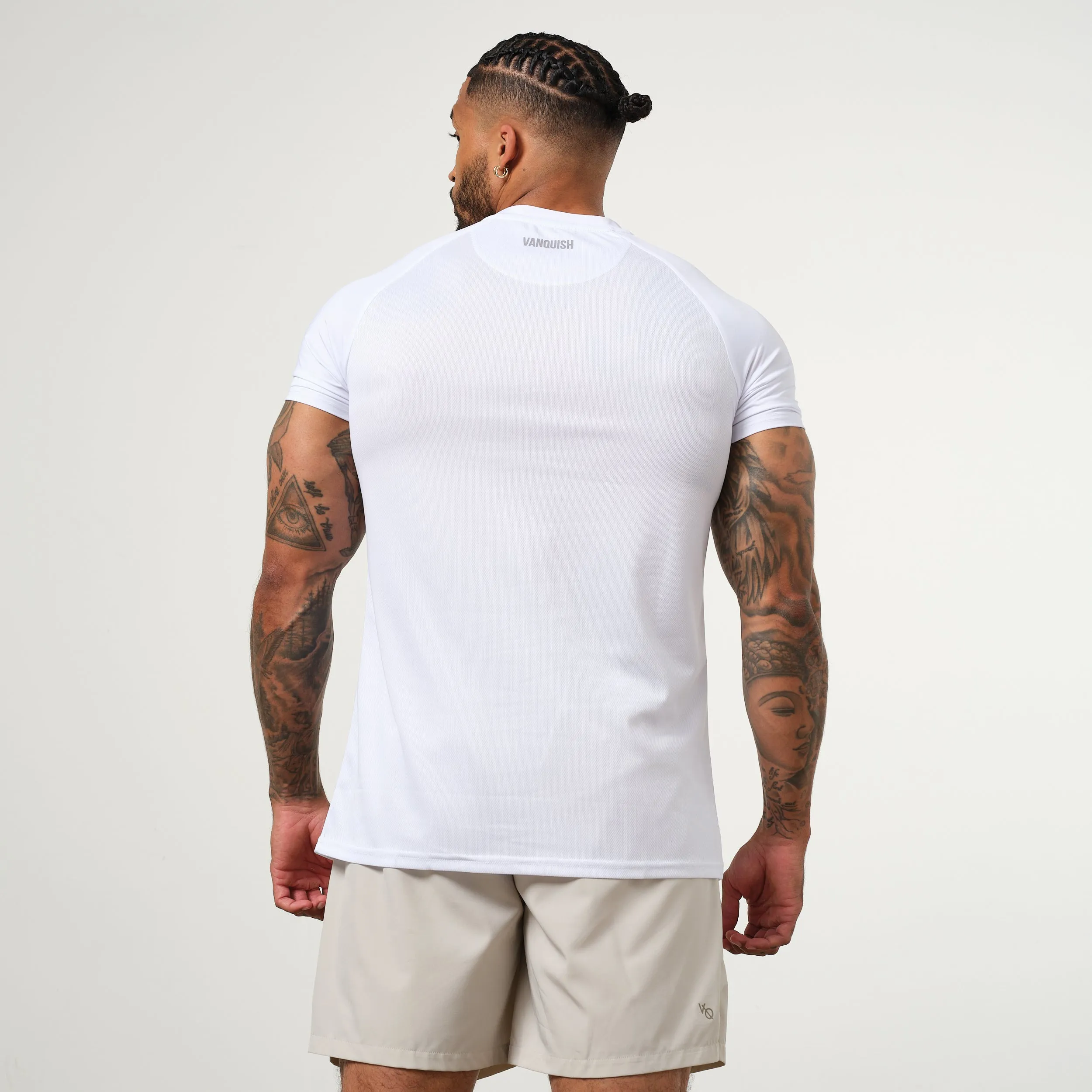 Vanquish Essential White Performance Short Sleeve T Shirt Vintage authenticity Foam Print Detail