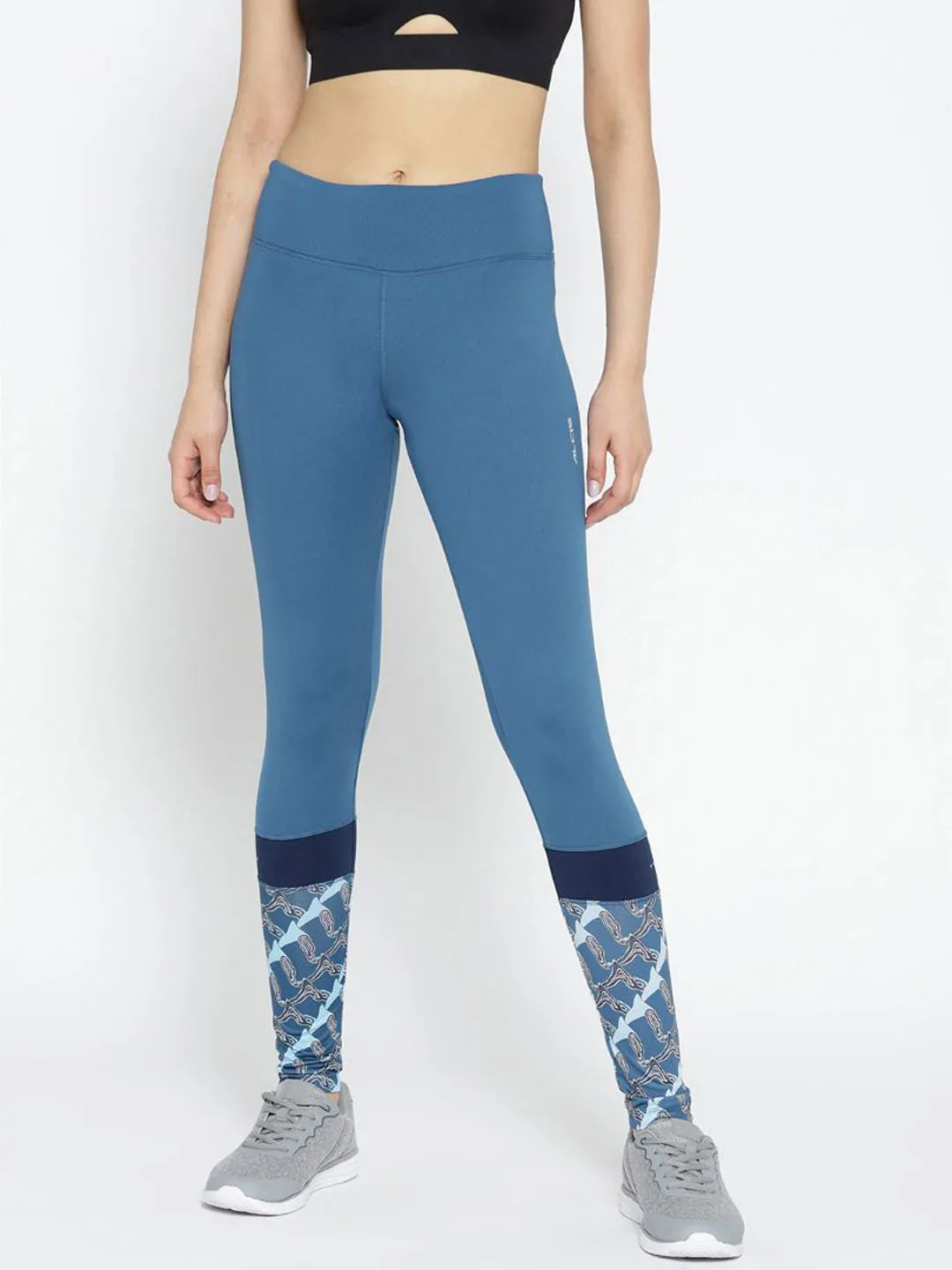 Stretch Fit Weekend Trip Alcis Women Teal Blue Solid Running Tights with Printed Detail