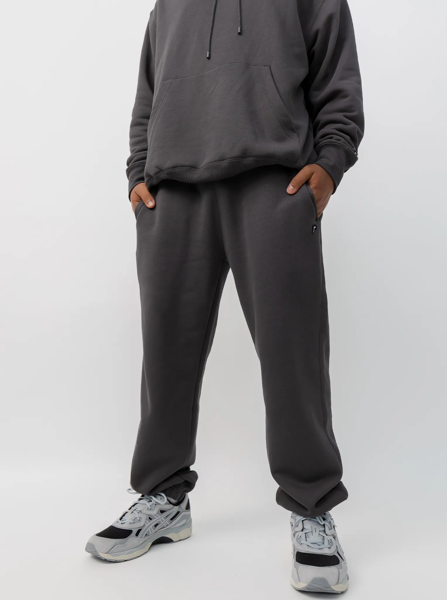 Cuffed Sweatpant Non Bulk Durable Twill