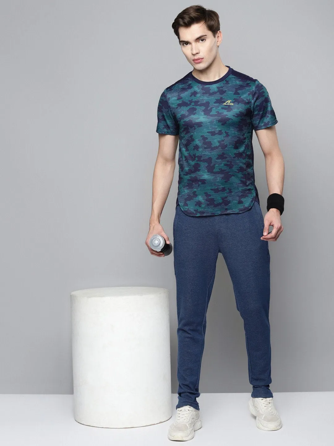 HighCollar Style Alcis Men Blue Solid Slim Fit T-shirt