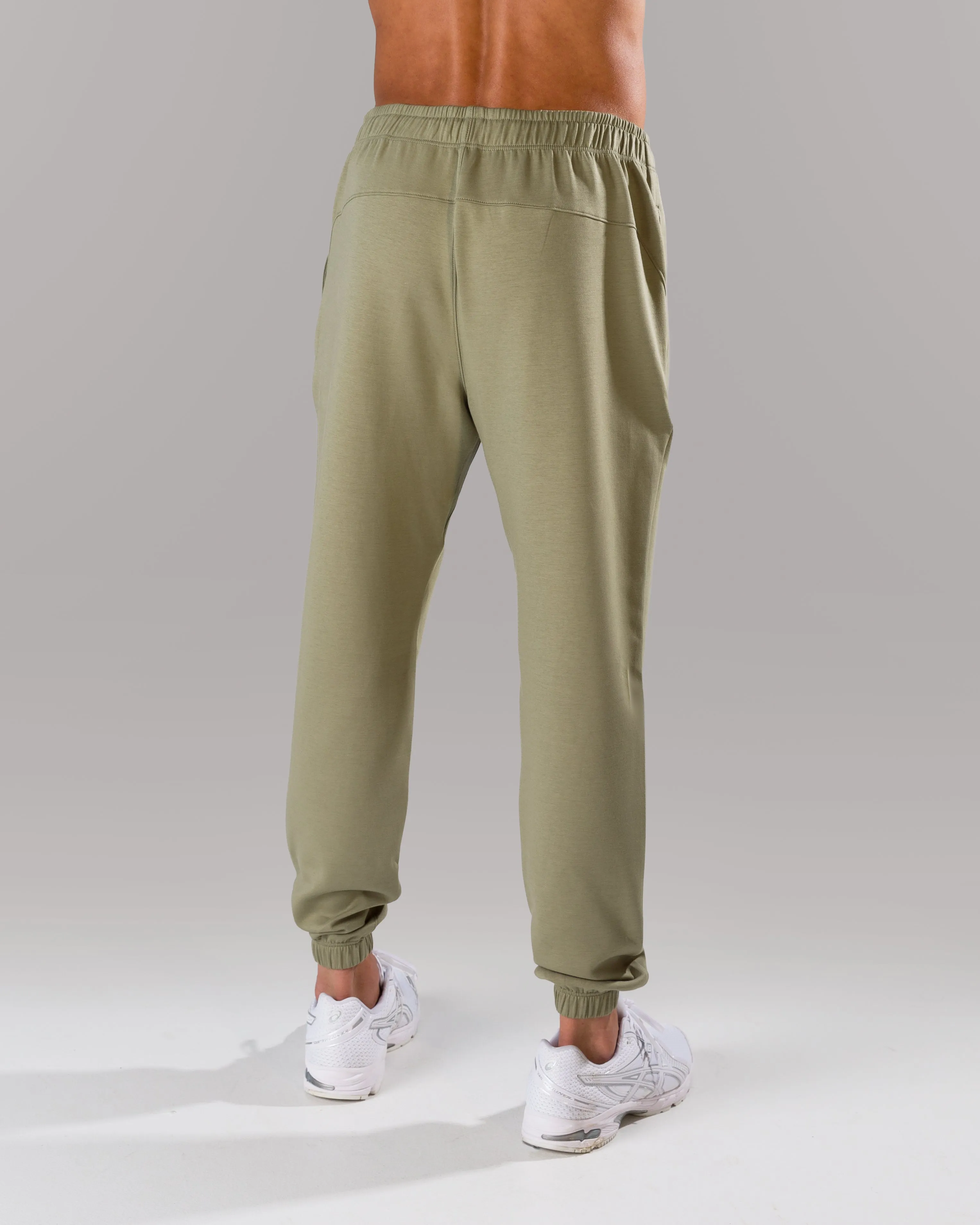 Vantage Jogger - Tactical Olive Core Movement