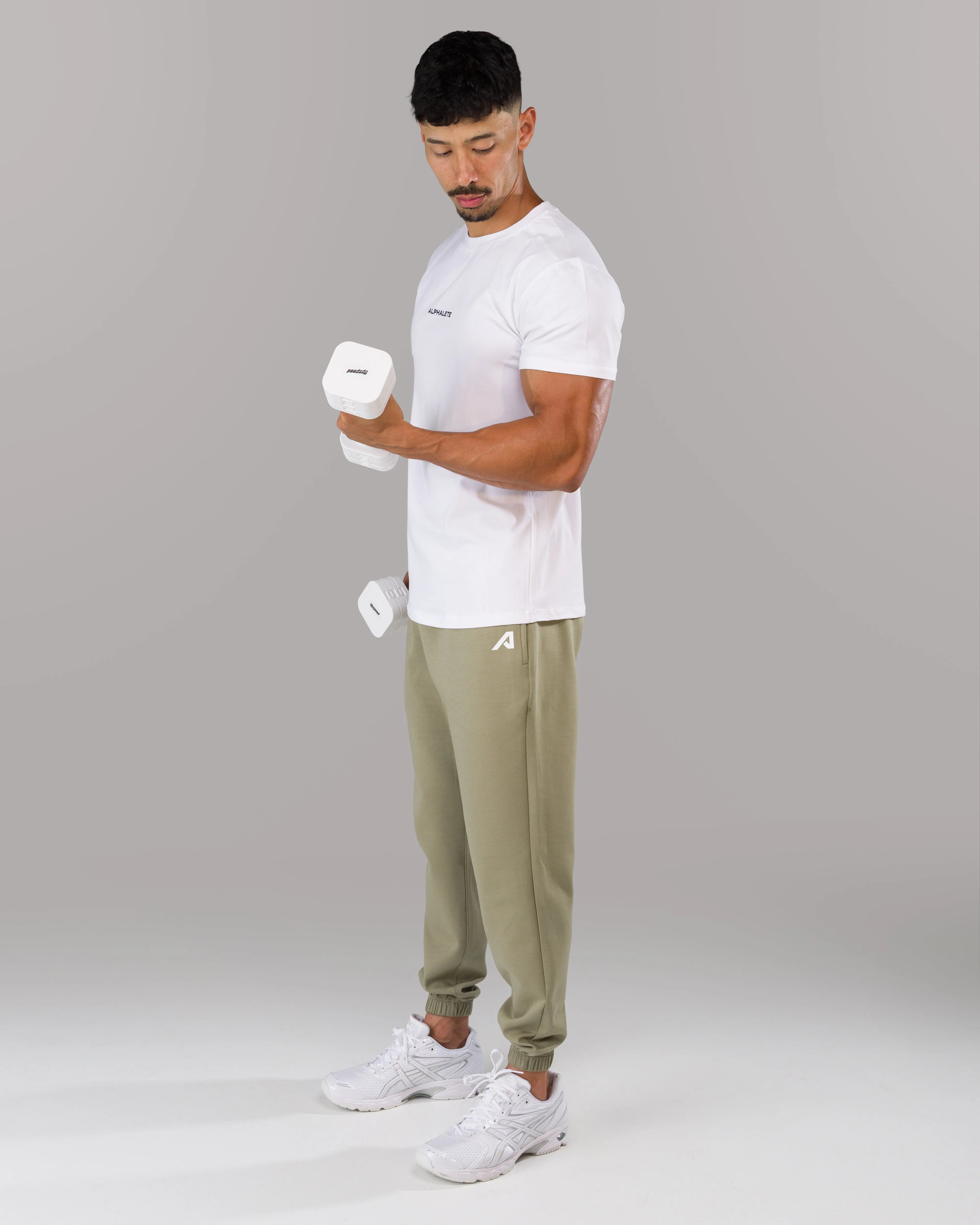 ReinforcedPockets Move Easy Vantage Jogger - Tactical Olive