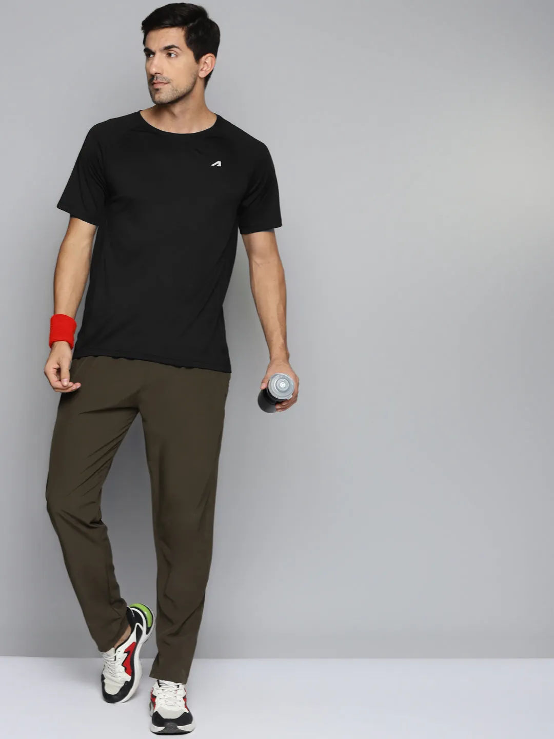 LightweightKnit ALCIS Men Black Slim Fit Running T-shirt