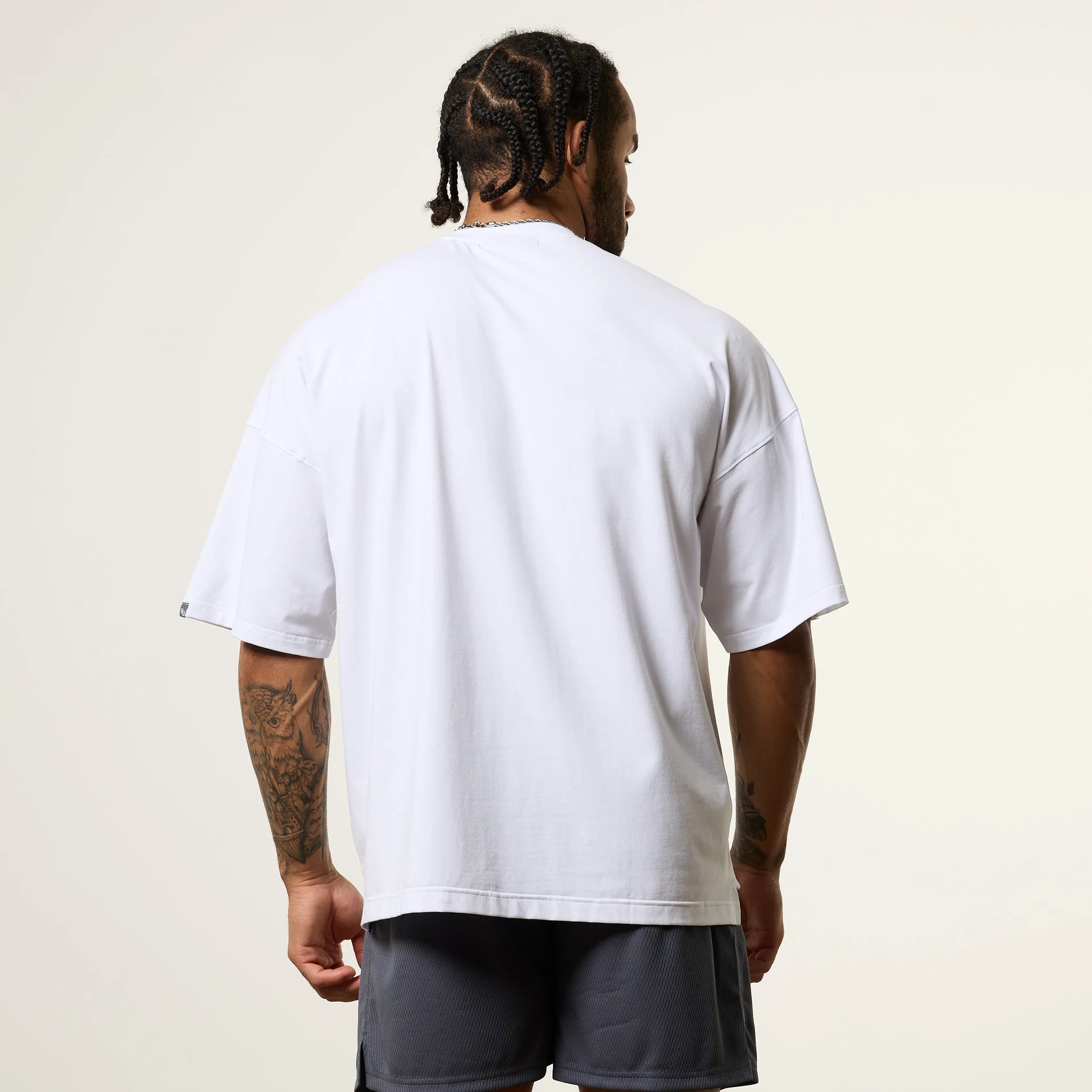 Flexible Ribbed Cuffs VintageWashEffect Vanquish Essential V2 White Oversized Boxy T Shirt