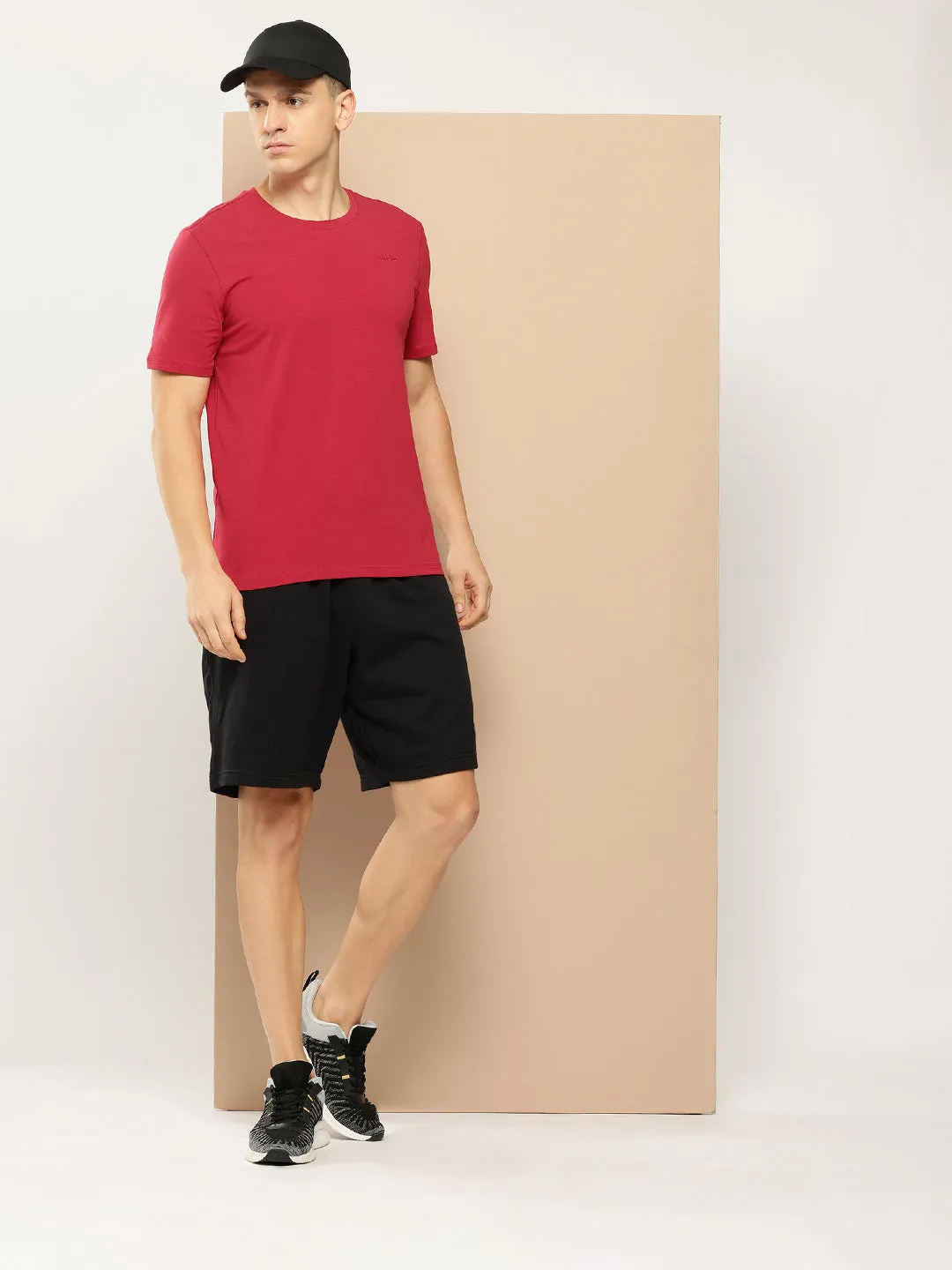 Cotton Lycra Tee MultiPurposePockets Seamless transition