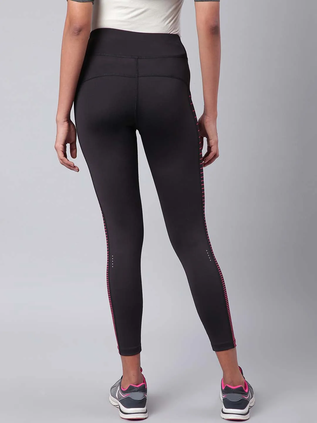 Tall Fit Double Layer High Comfort Alcis Women Black Drytech  Solid Cropped Training Tights