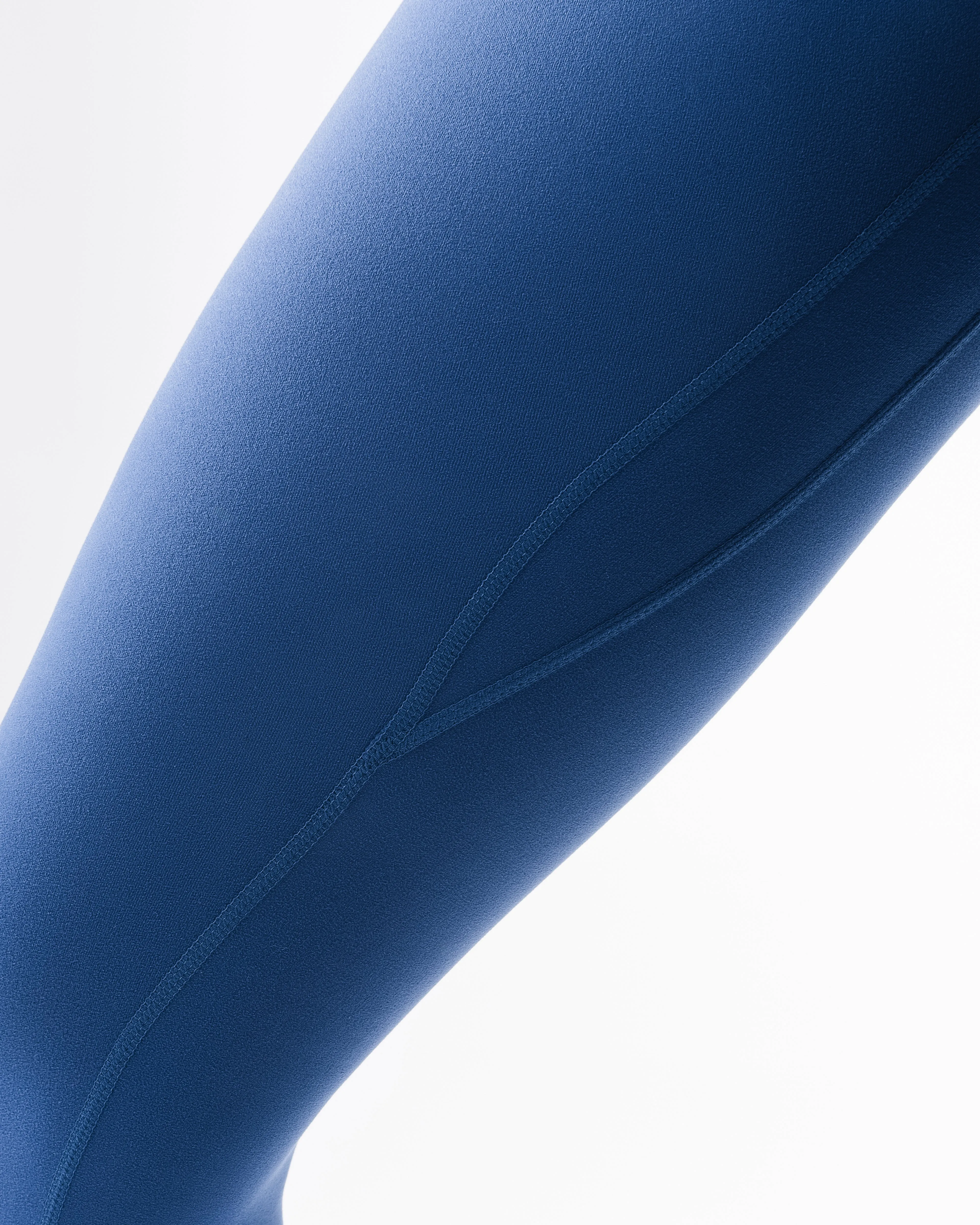 Casual Wearer Seamless Design Flexible Compression Dip Back Legging - Oceania