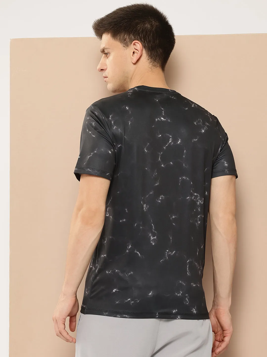 BiasCut Trims LowMaintenance Material RISE STRONG TEE