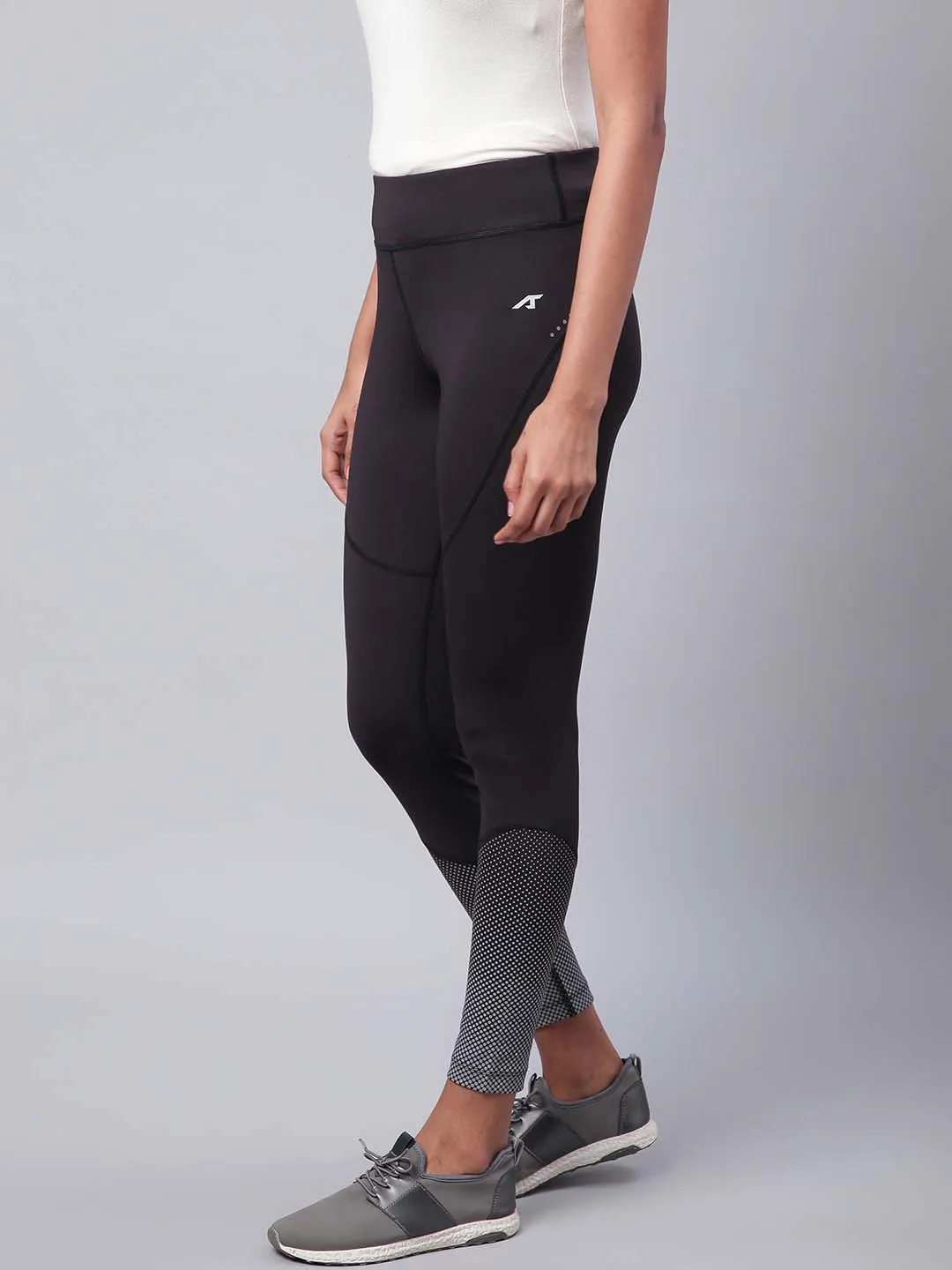 Snug fit Alcis Women Black Grey Drytech  Printed Cropped Training Tights