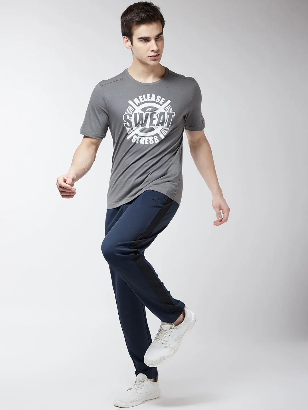 Thick Fiber Alcis Men Grey Printed Round Neck T-shirt