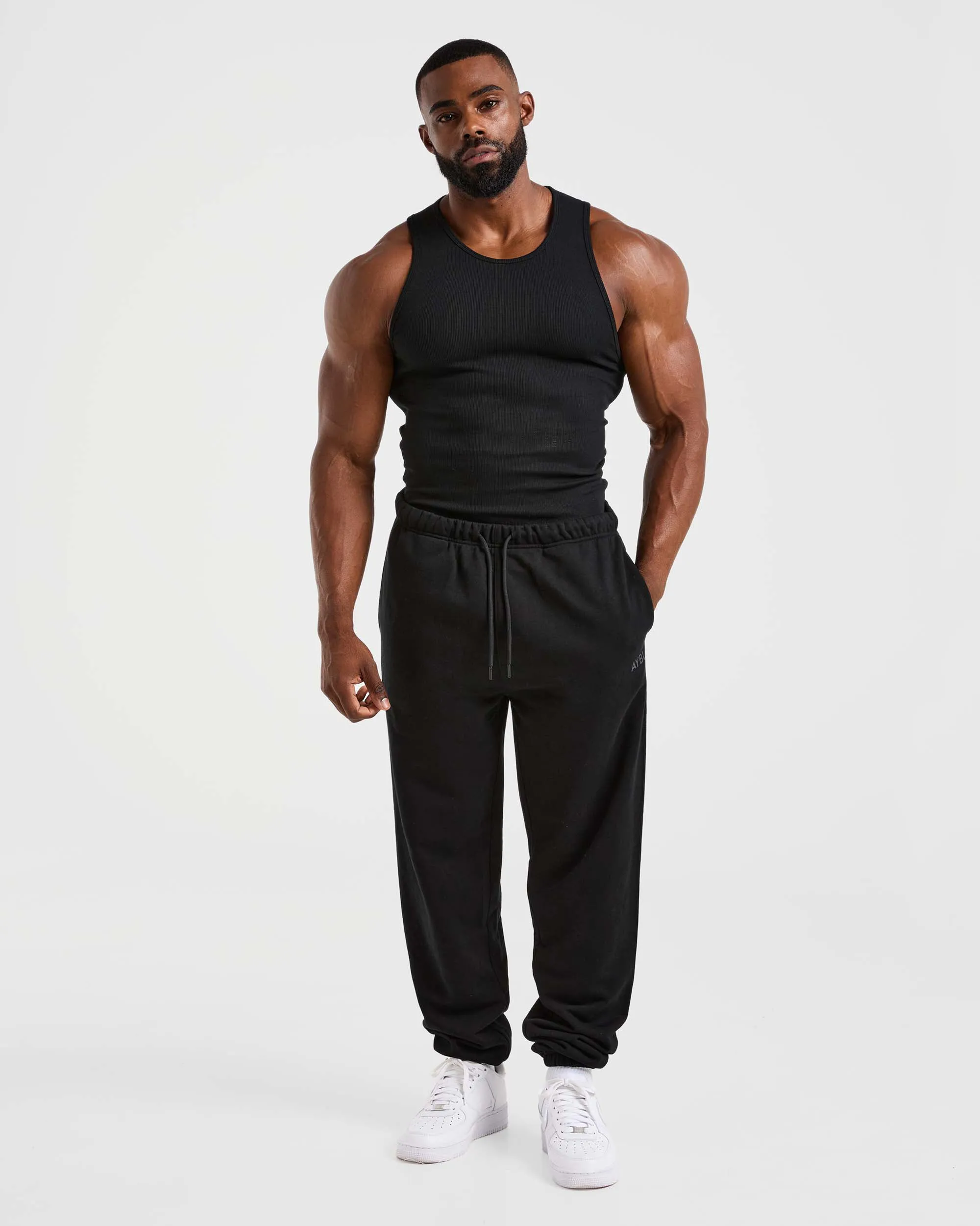 Anti Bacterial Treatment Move Comfort Craft Oversized Joggers - Black