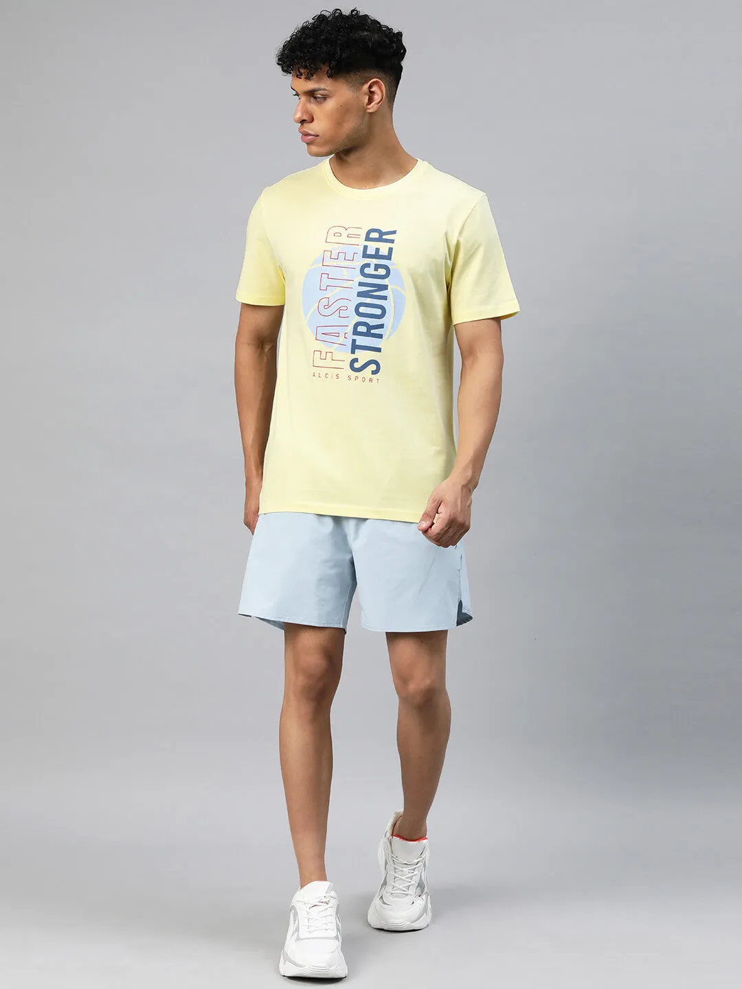 Club Mode Alcis Men Yellow Typography Printed T-shirt