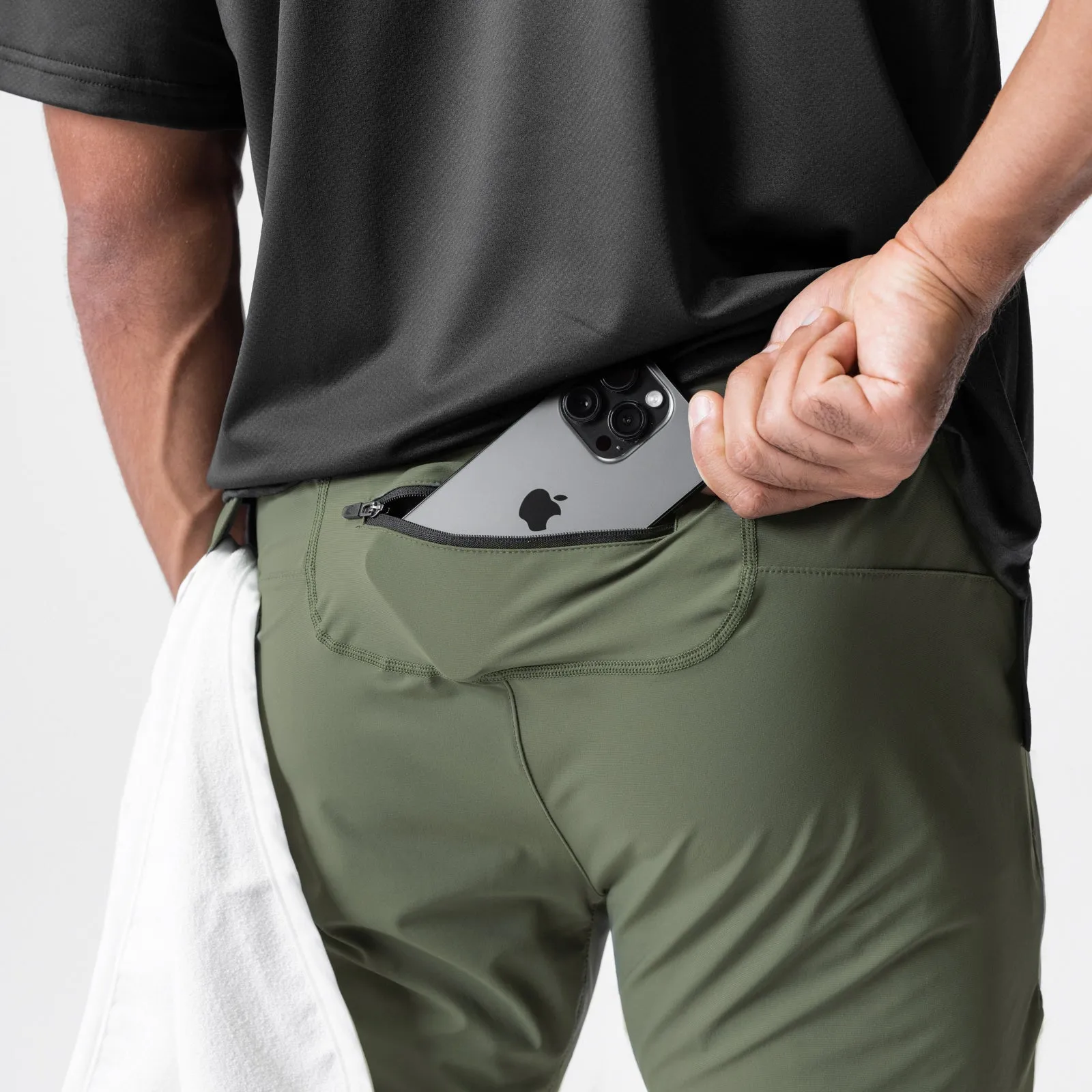 Travel Essential 0699. Tetra-Lite? Hybrid Jogger - Olive