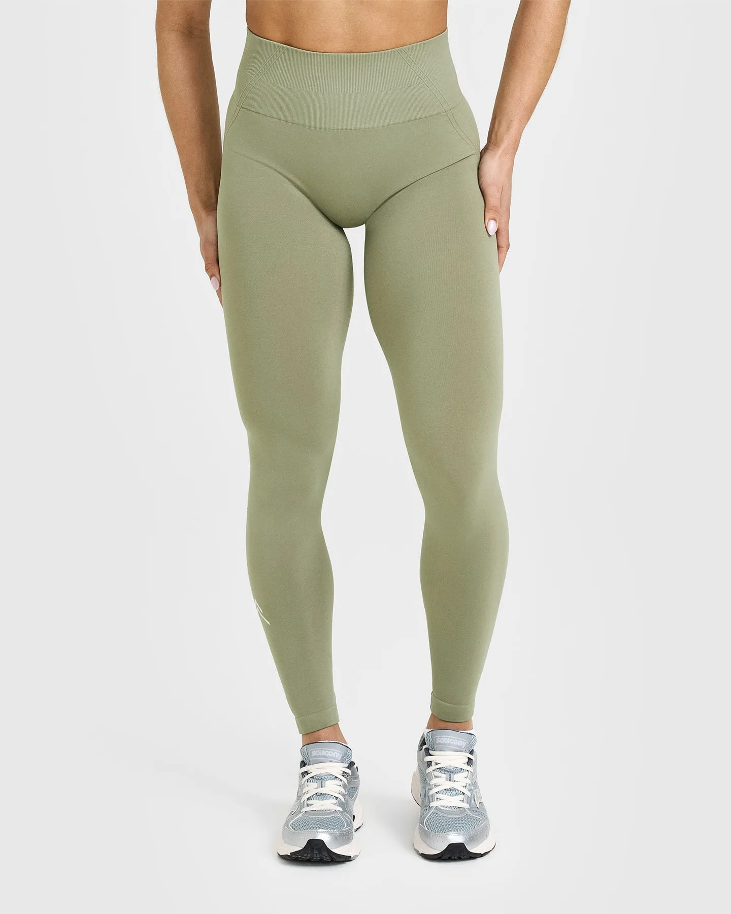 Glow Wear Effortless Seamless Leggings | Deep Sage Green Soft Touch Pro Athlete City Walk