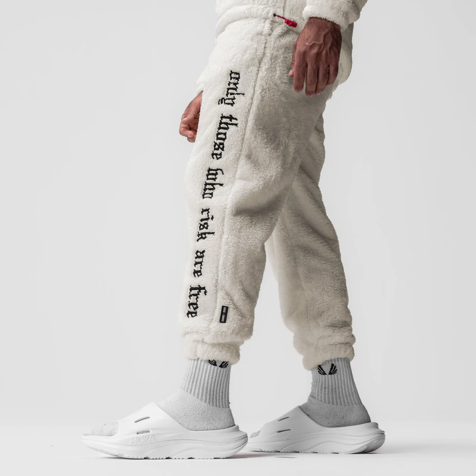 MoistureWickingFabric 0692. Sherpa Recovery Sweats - Ivory Cream/Black