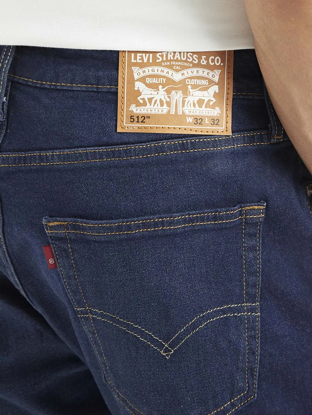 Style Appropriate Moisture Wicking Technology Men's 512 Dark Blue Slim Tapered Fit Mid Rise Jeans