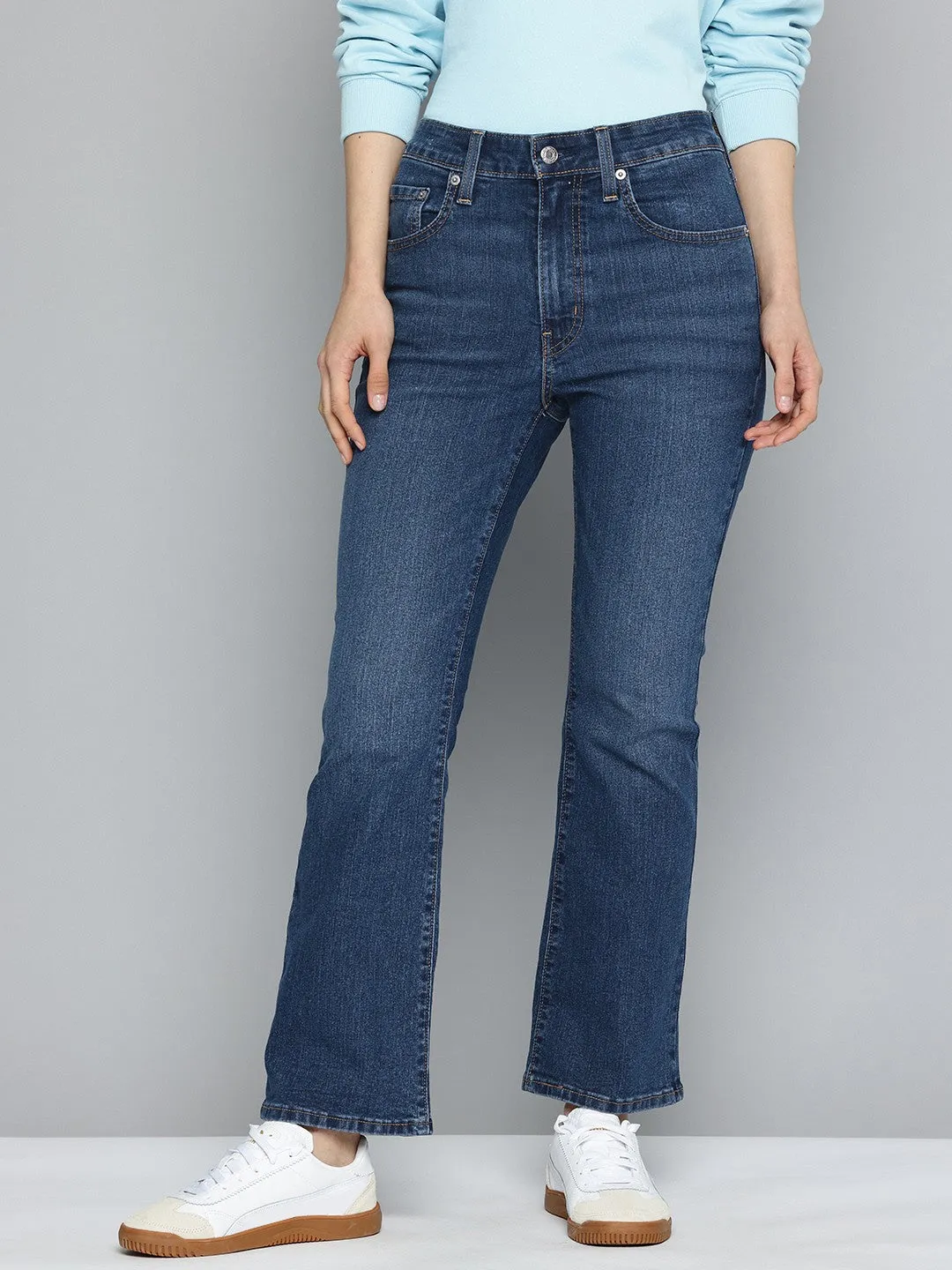 Streetwear Fan Beach Day Non Restrictive Cut Women's 725 Blue Flared Fit High Rise Jeans