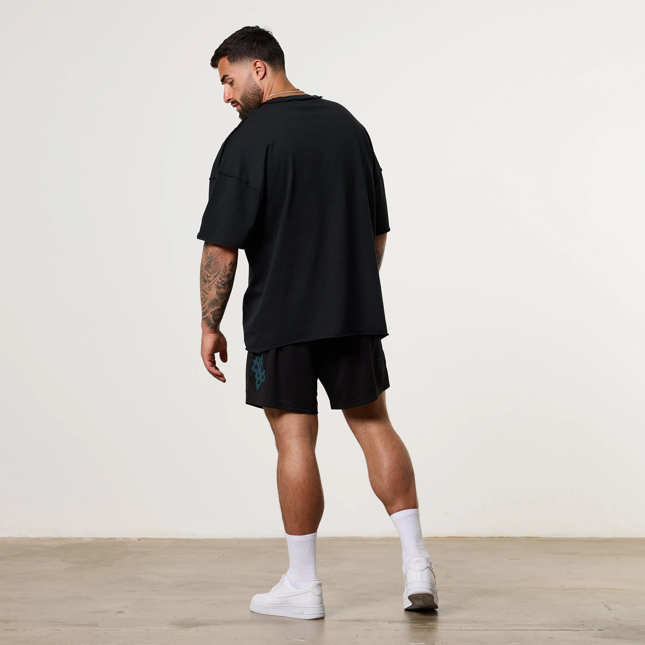 Minimal Look Vanquish Grunge Washed Black Oversized Boxy T Shirt