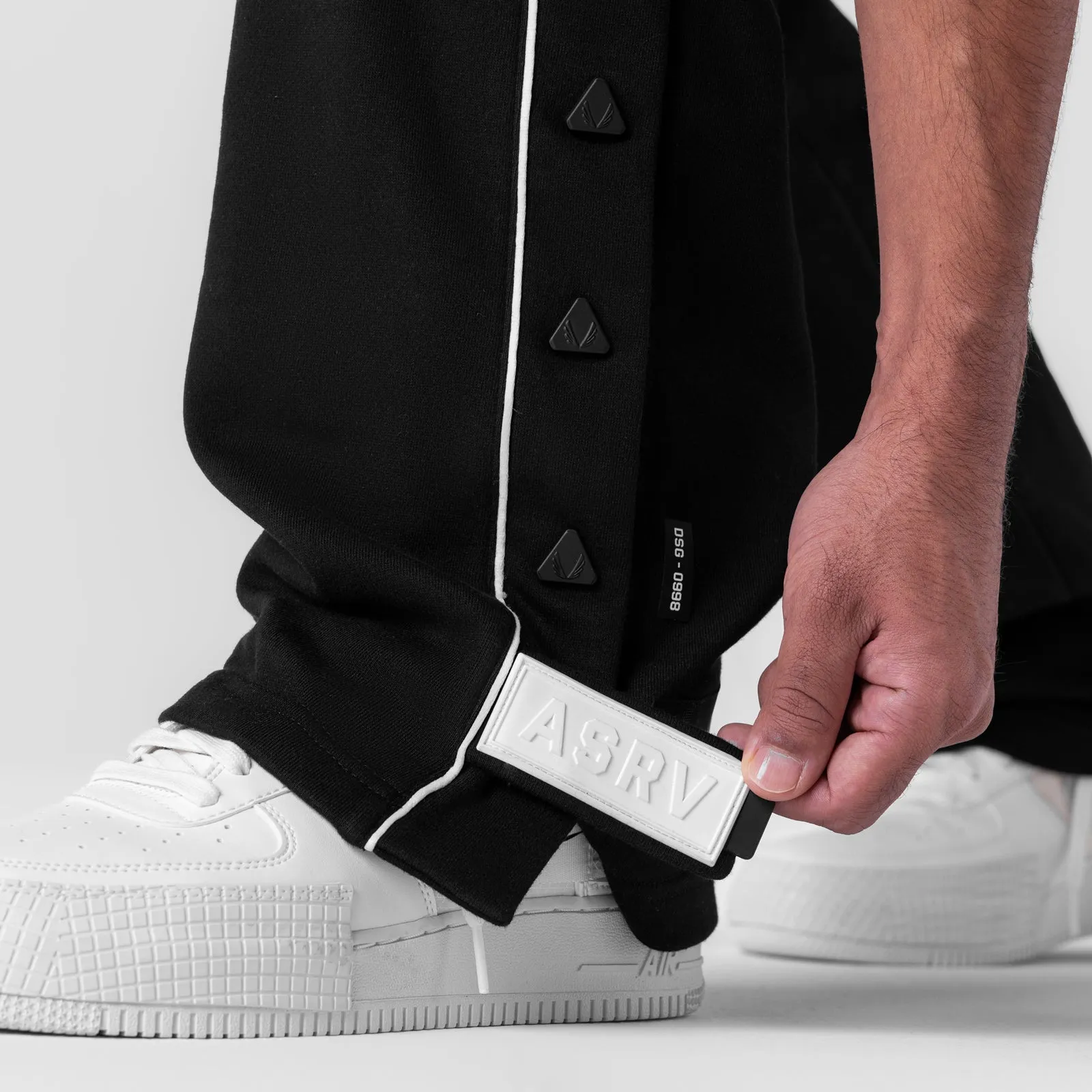 0998. Herringbone Terry Snap Button Sweats - Black Training Wear Abrasion Resistant Fabric