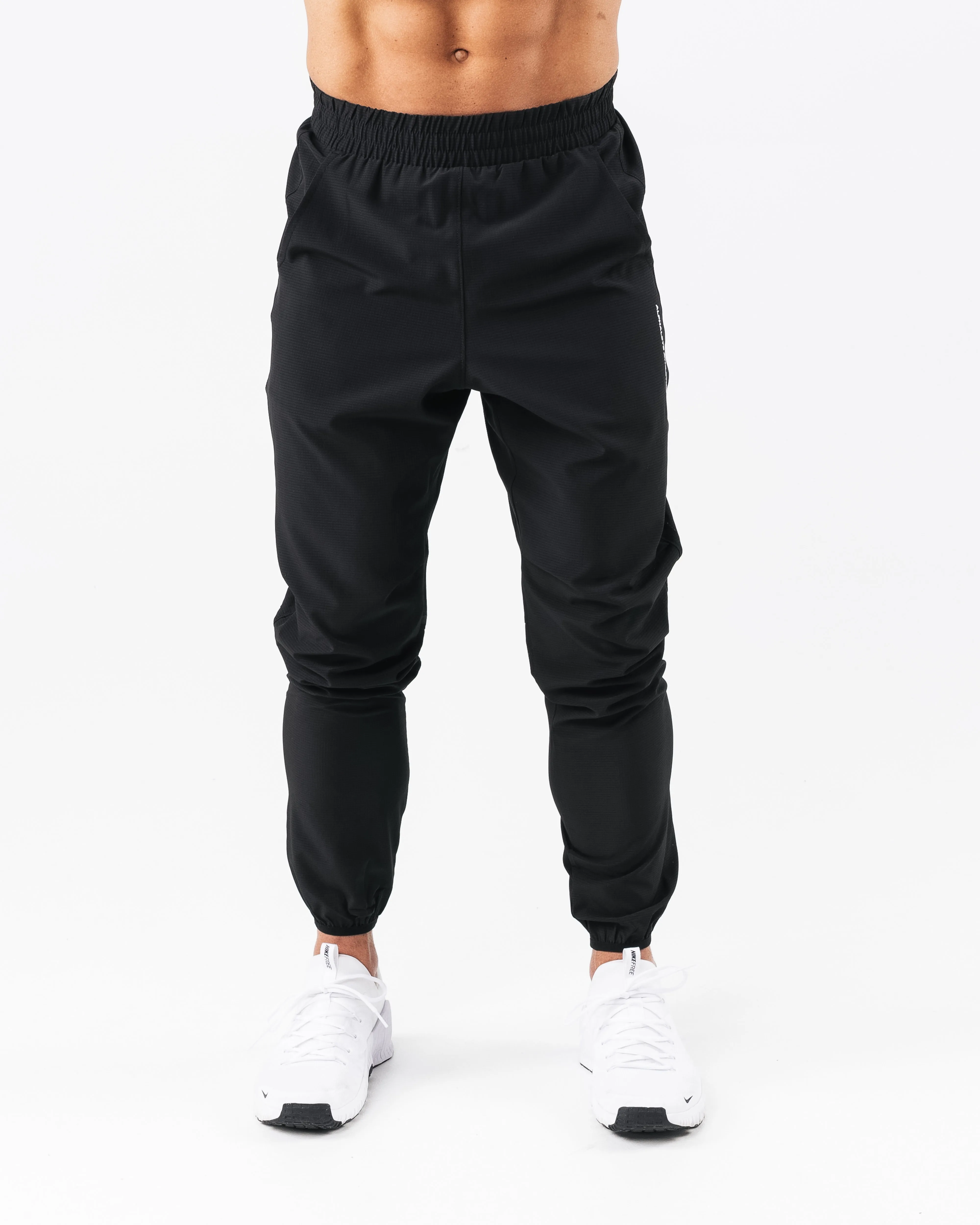 Classic Cut Infinity Tech Pant - Black