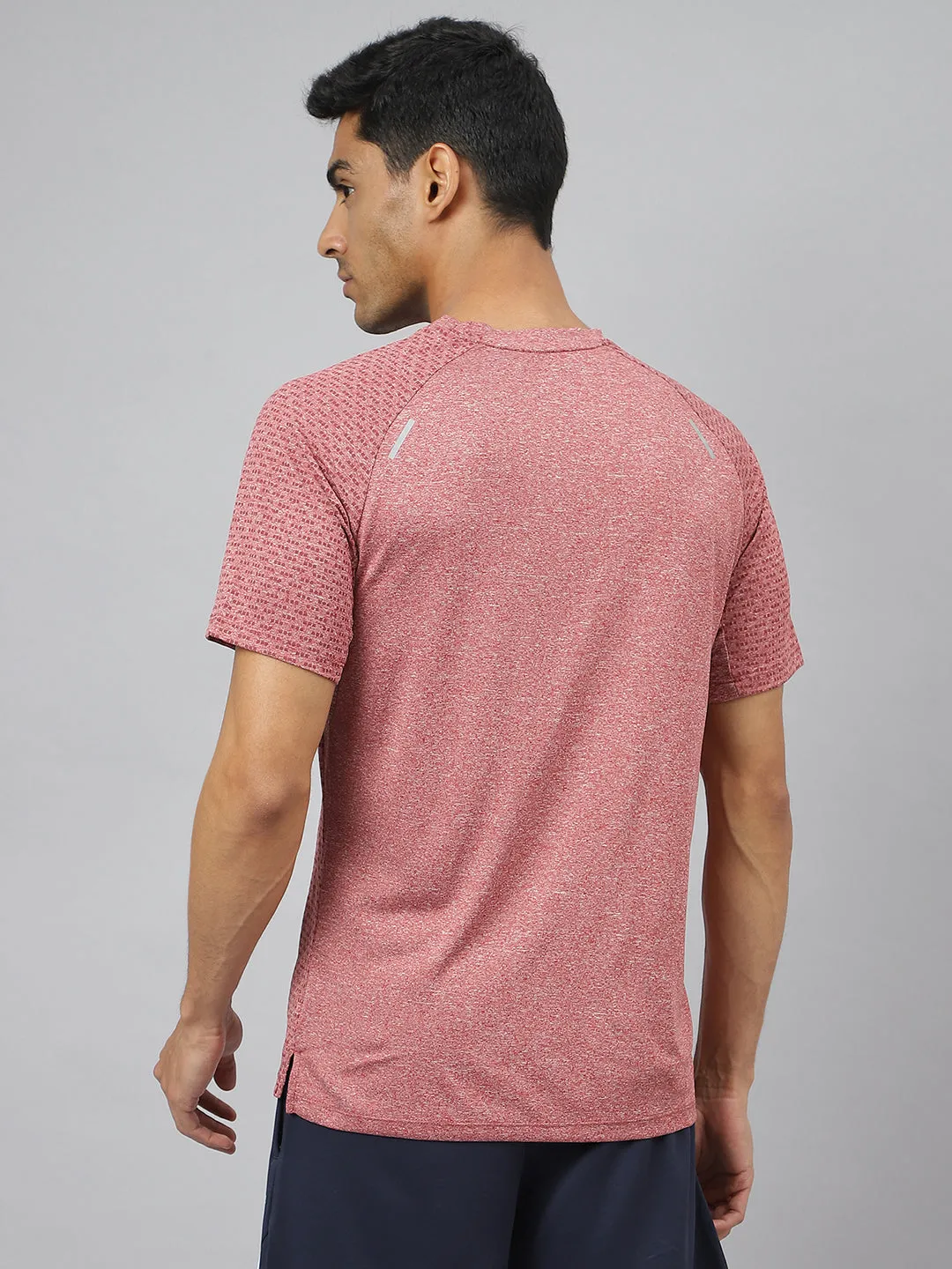 Alcis Men Red Heather Anti-Static Slim-Fit Round Neck Distance Running T-Shirt NoRubEdging Island Vibe