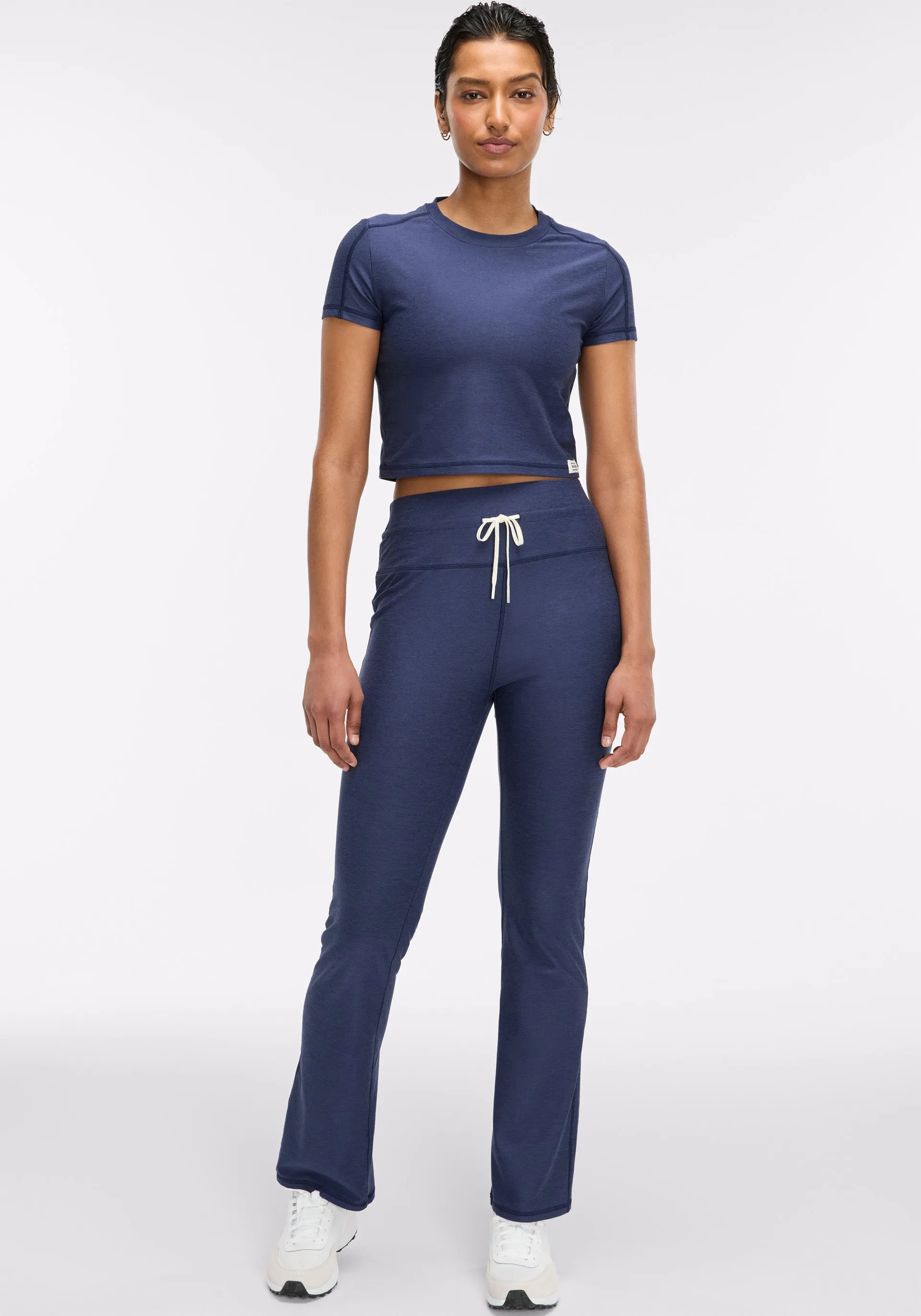 Dreamblend High Rise Flared Legging Metallic accents