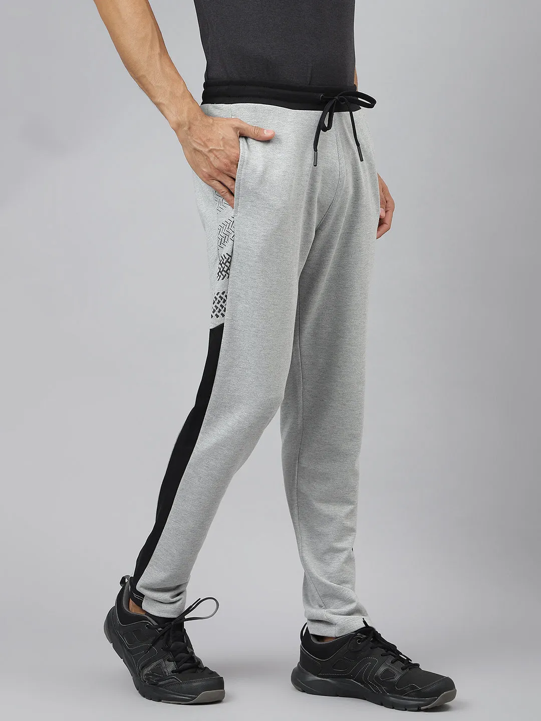 Day To Night Alcis Men Graphic-Print Light Grey Melange Soft-Touch Track Pants