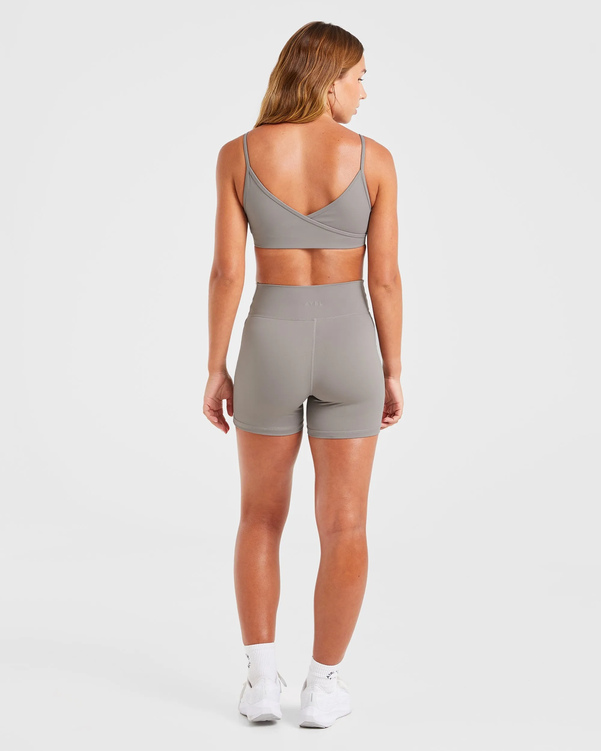 Non Irritating Seams Anti-pilling Sculpt Wrap Sports Bra - Smoke Grey