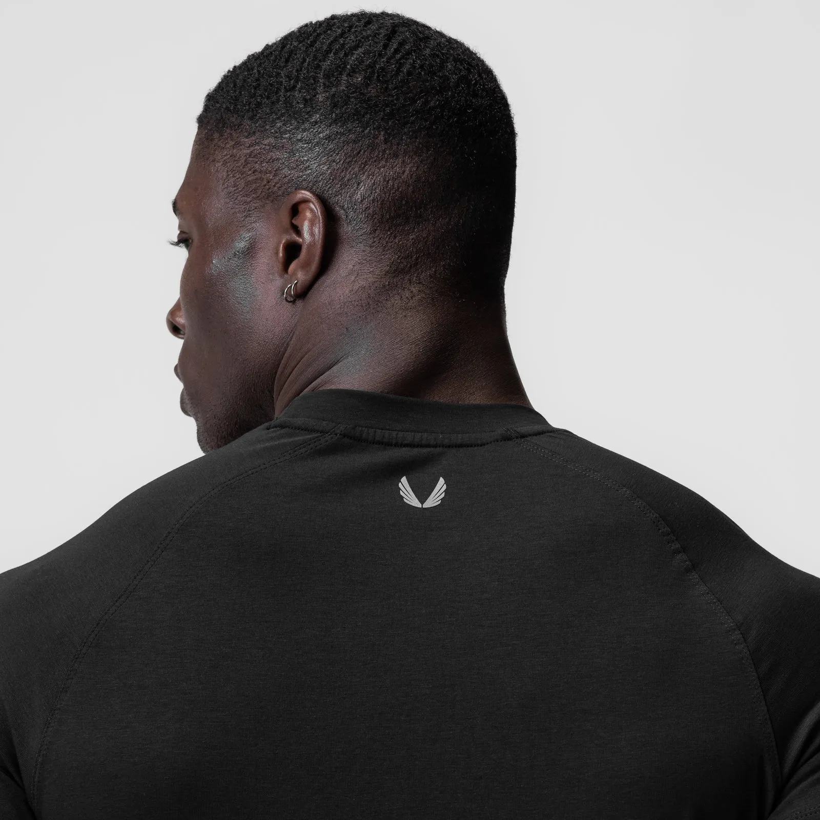 Lightweight Comfort 0919. Supima? Fitted Tee - Black