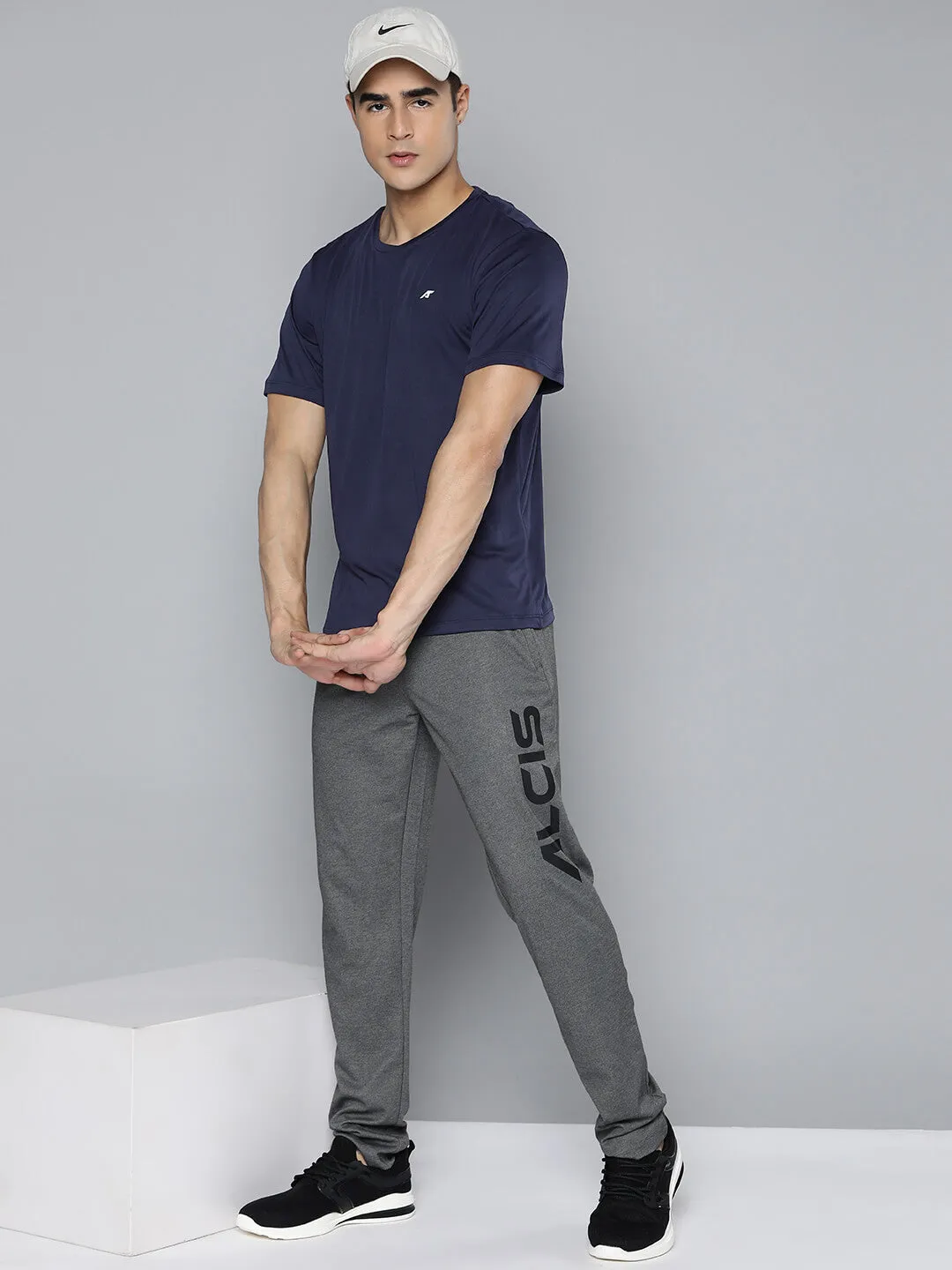Vacation Mood Alcis Men Navy Blue Anti Static Applique Slim Fit Running Wonder T-shirt