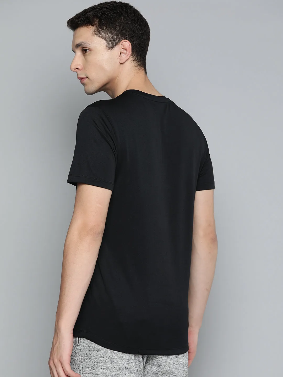 Alcis Men Black Brand Logo Printed Slim Fit T-shirt Dream Core