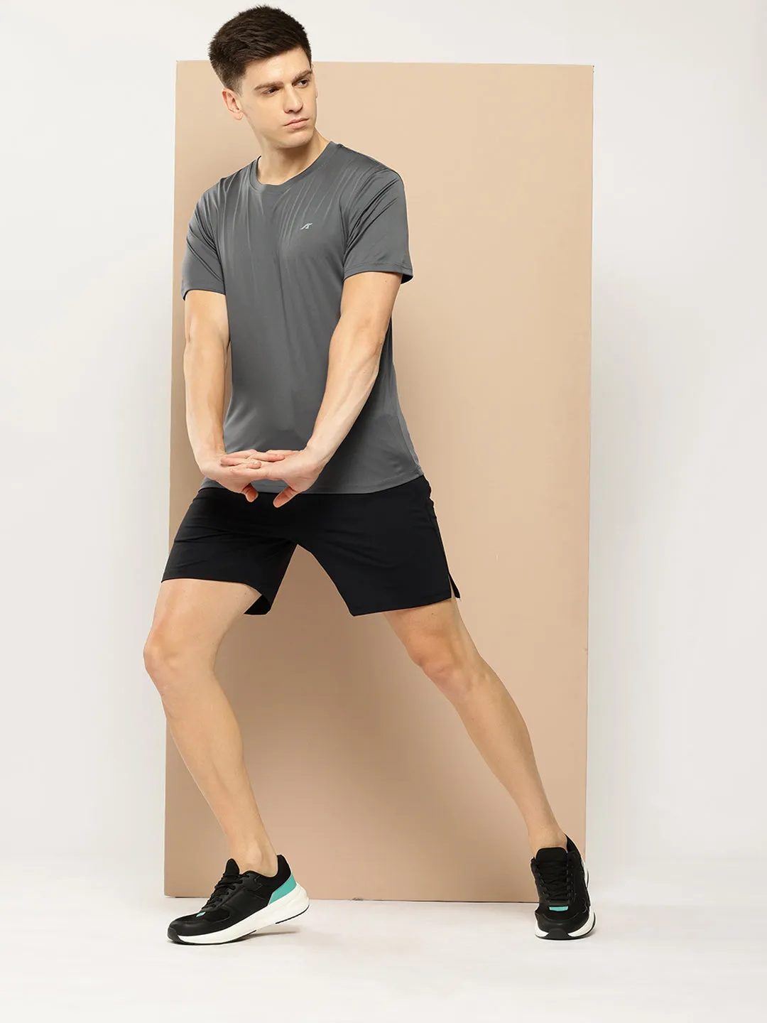 SnagResistant Weave Wonder Tee