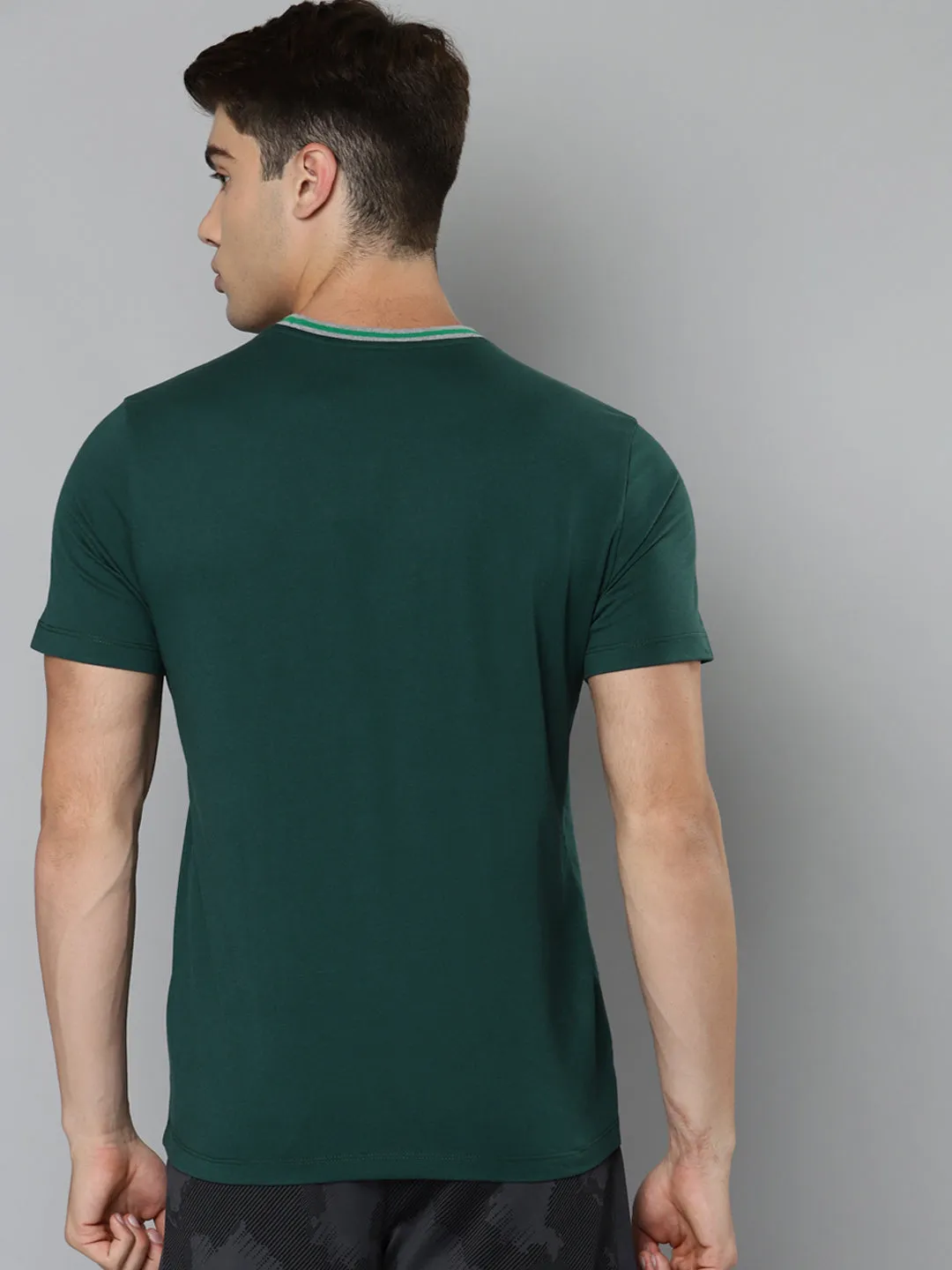 Alcis Men Green Slim Fit Running T-shirt NoSlip Hem Daily Fit
