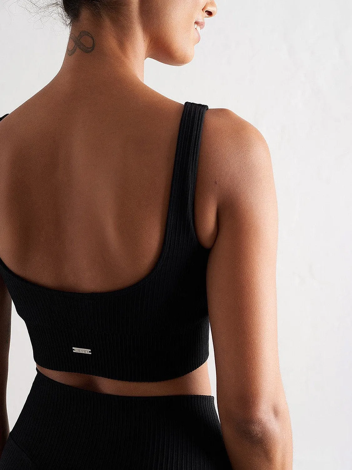 Fitness Friendly Black Ribbed Seamless Bra