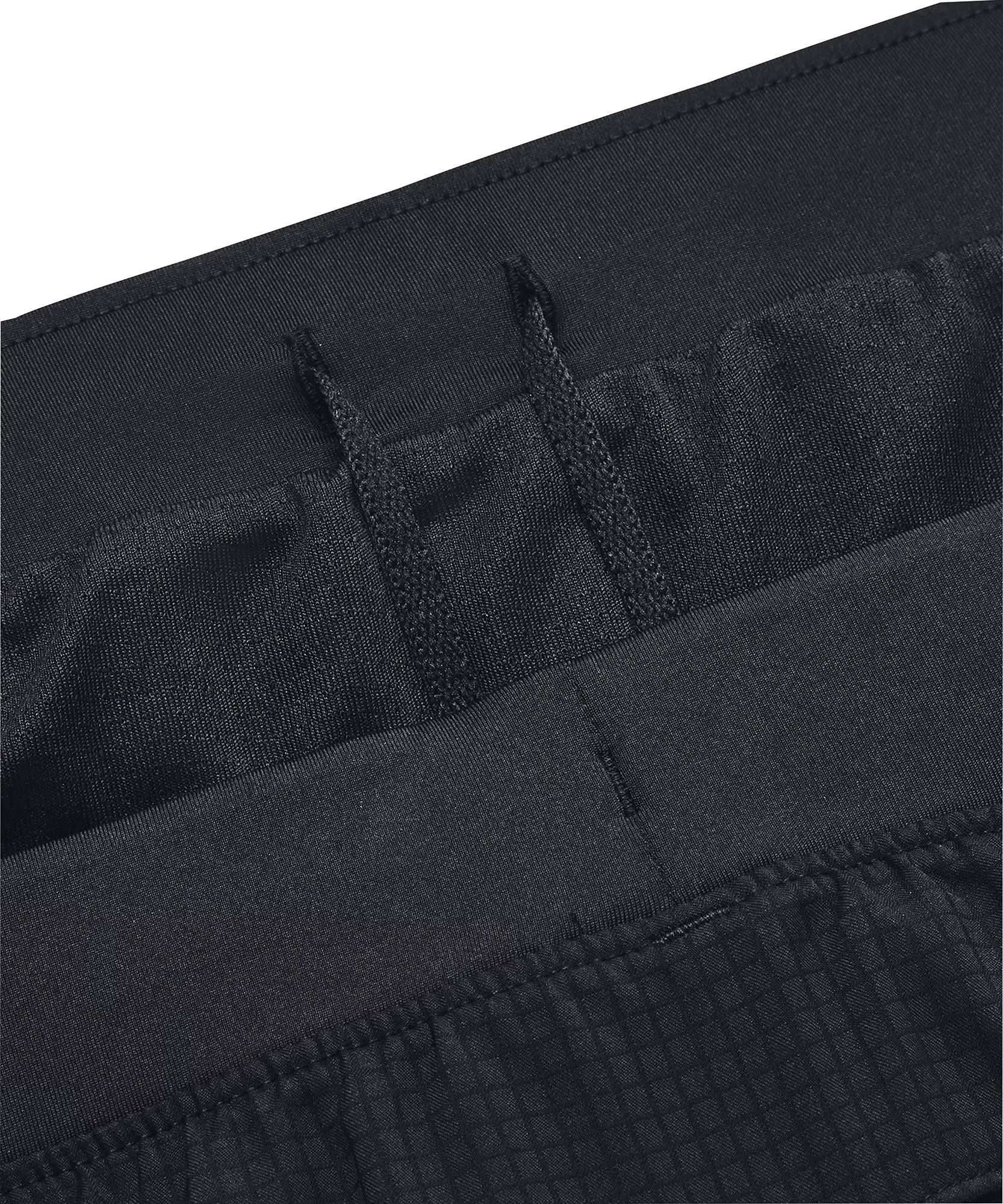Sleek Cut Lace trim Under Armour Launch 7 Inch Graphic Mens Running Shorts - Black