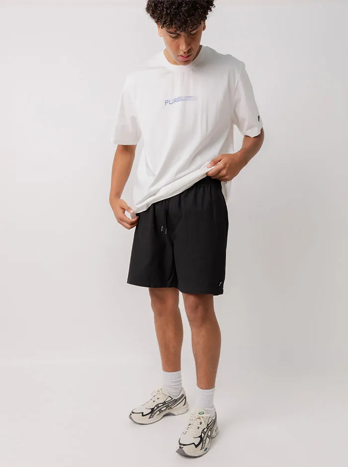 Seamless Edge Design Retreat Shorts in Black