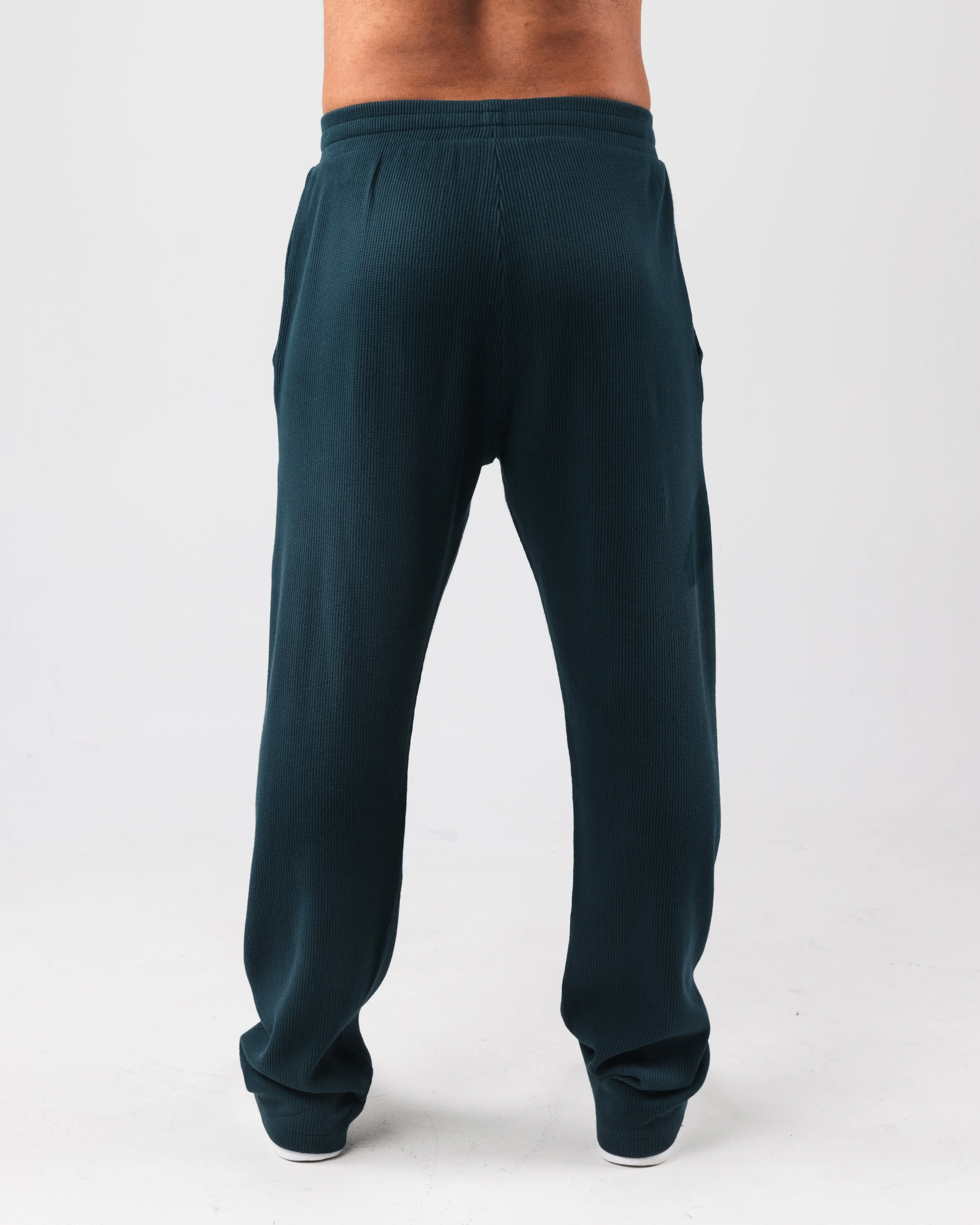 Low Bulk Material Sunfade Bum Pant - Dark Cyan