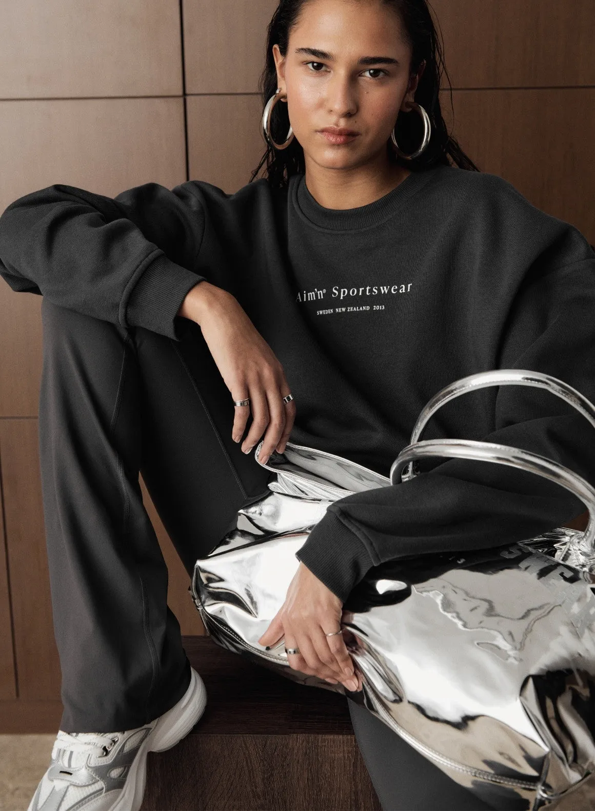 Shadow Grey Serif Sweatshirt beads