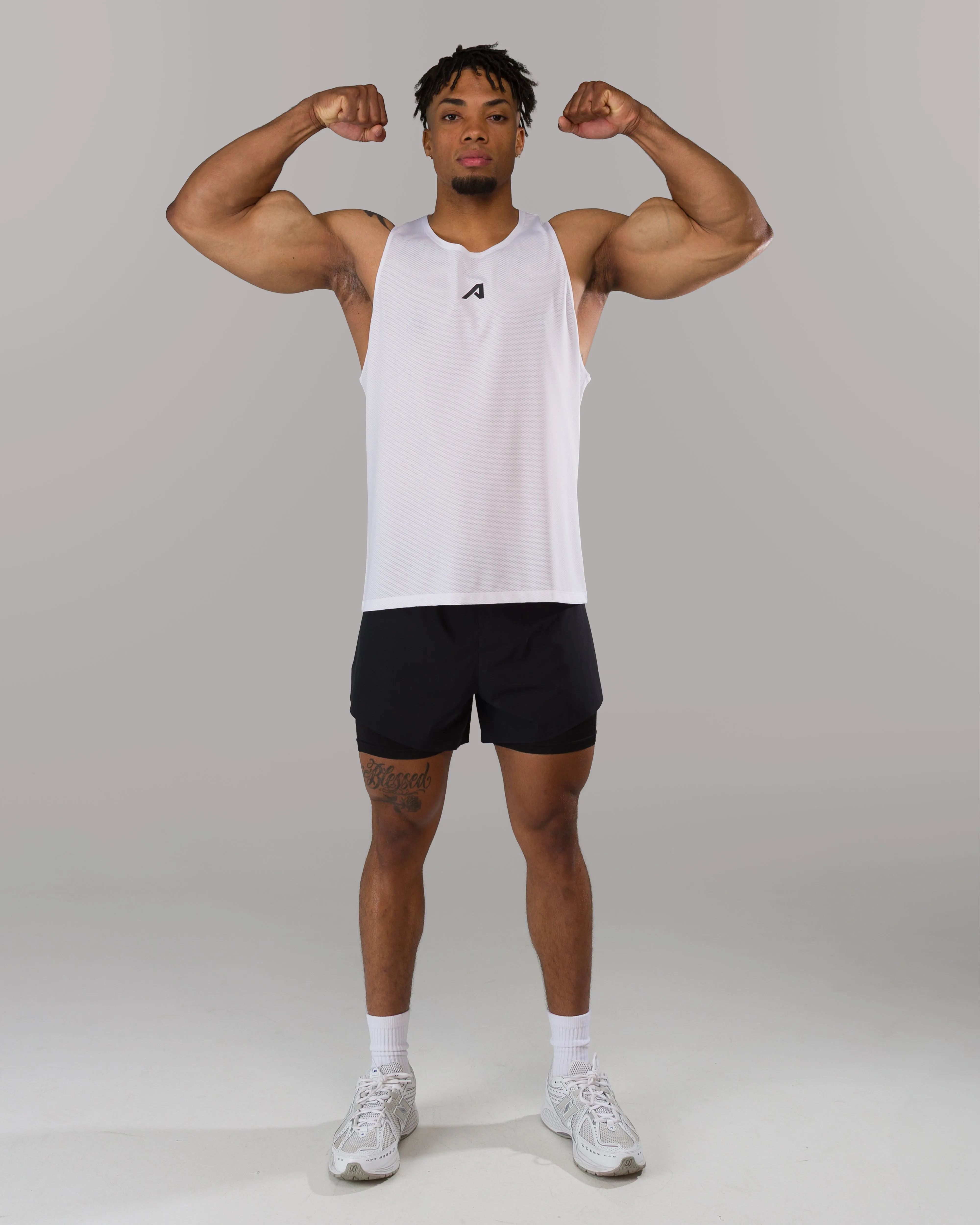 Base Cutoff - White anti static Raglan Sleeve