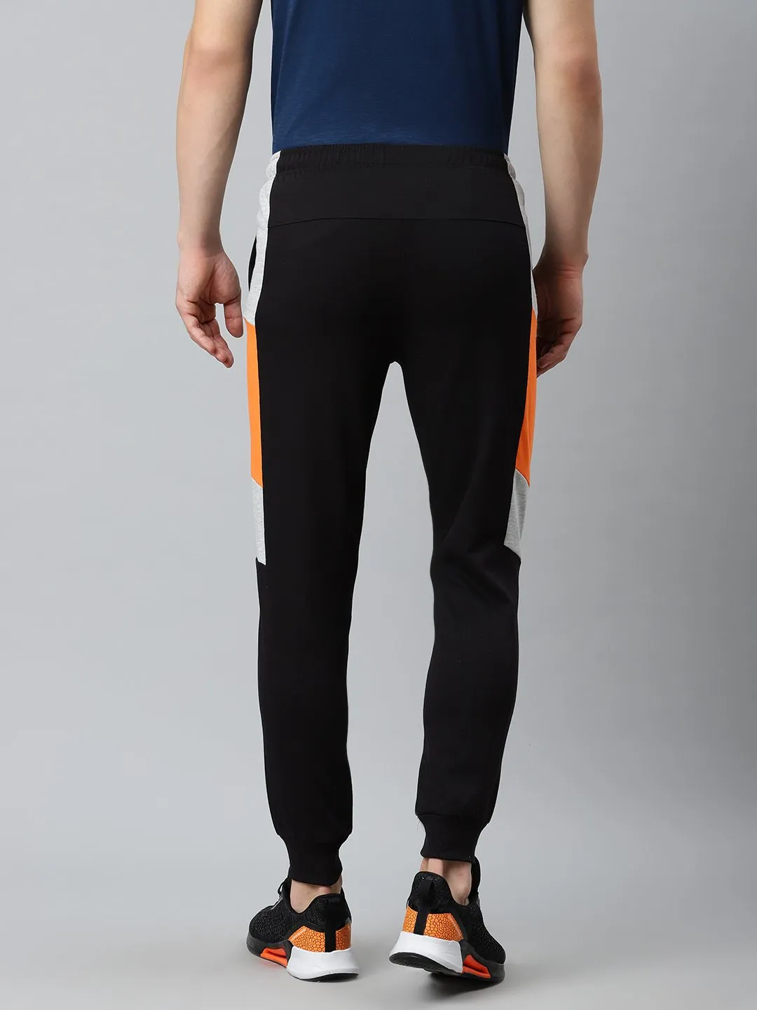 Easy Travel Gusseted Crotch Alcis Men Black Solid Slim Fit Mid-Rise Joggers