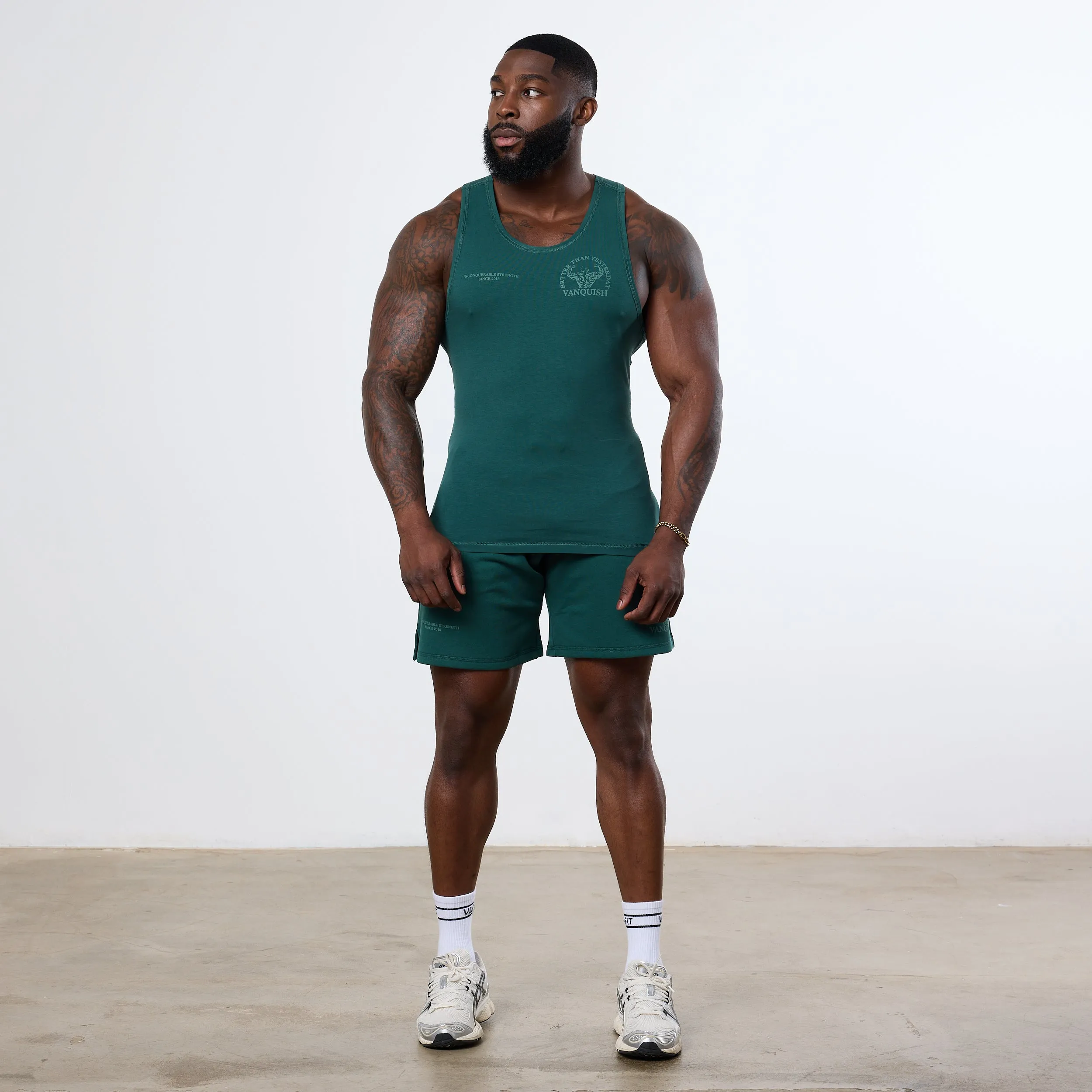 Vanquish Forest Green Unconquerable Strength Wide Leg Shorts Simple Fit Sport Mood